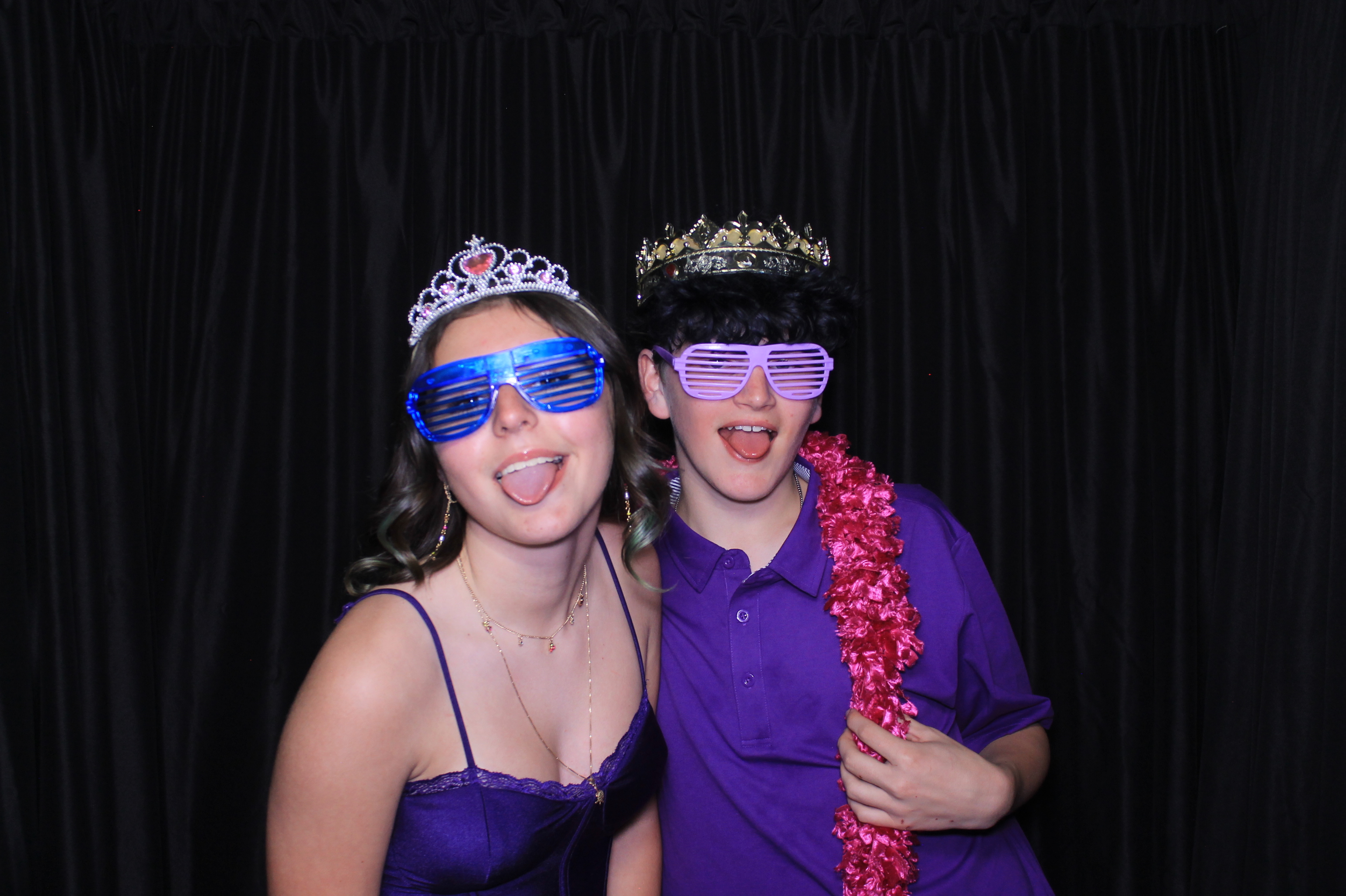 8th Grade Semi-Formal | View more photos from the event at gallery.photoboothcincy.com/u/PhotoBoothCincy/8th-Grade-Semi-Formal