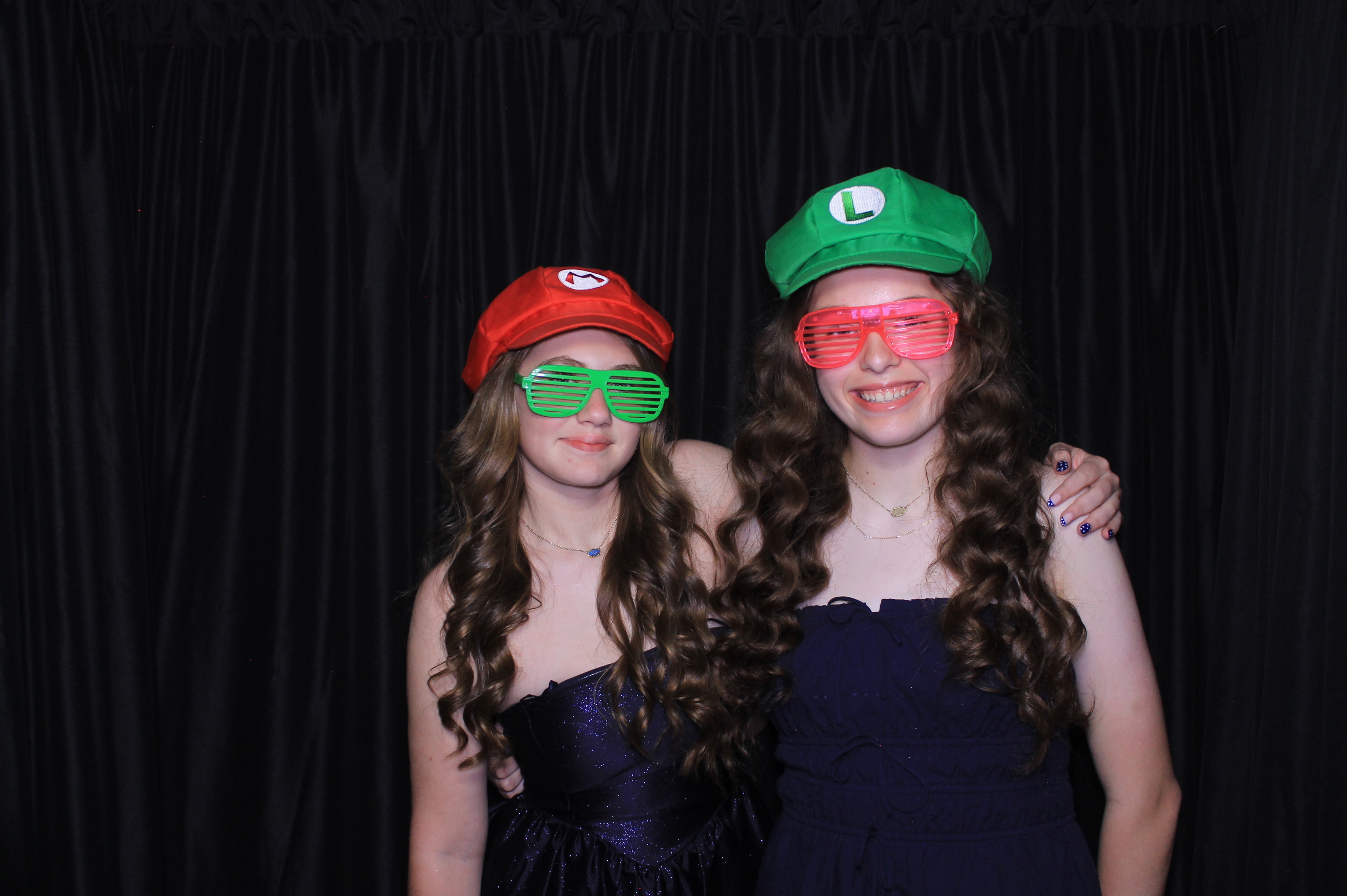 8th Grade Semi-Formal | View more photos from the event at gallery.photoboothcincy.com/u/PhotoBoothCincy/8th-Grade-Semi-Formal