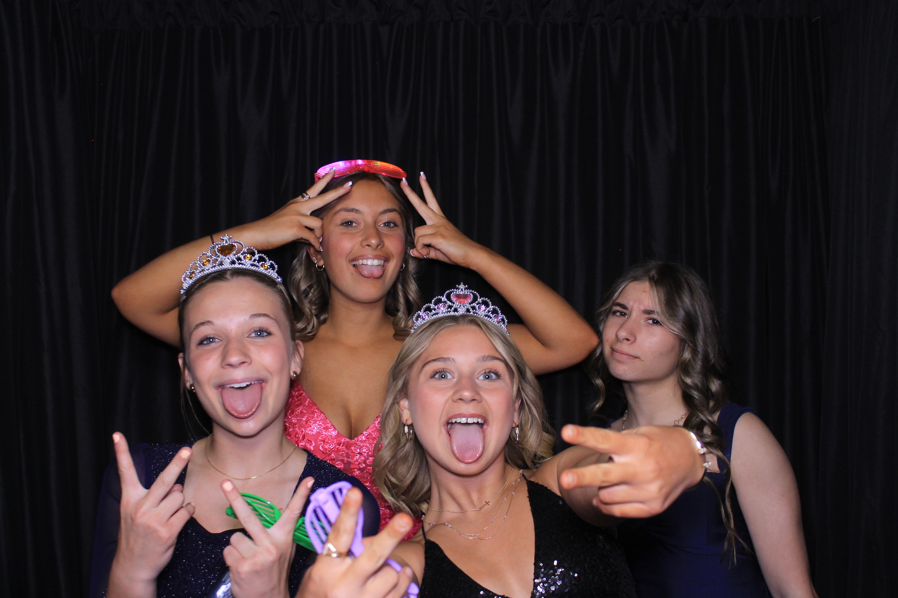 8th Grade Semi-Formal | View more photos from the event at gallery.photoboothcincy.com/u/PhotoBoothCincy/8th-Grade-Semi-Formal