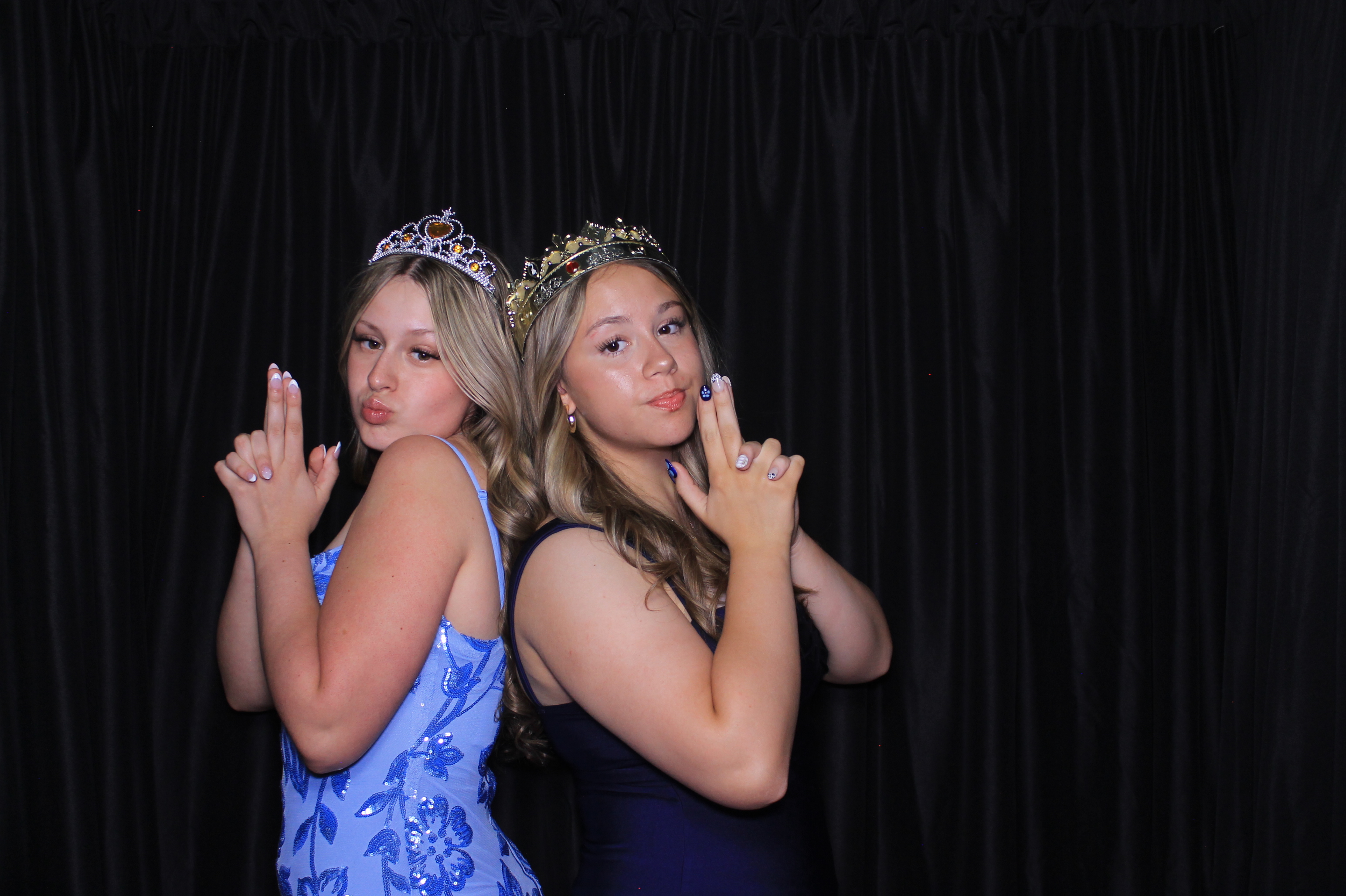 8th Grade Semi-Formal | View more photos from the event at gallery.photoboothcincy.com/u/PhotoBoothCincy/8th-Grade-Semi-Formal