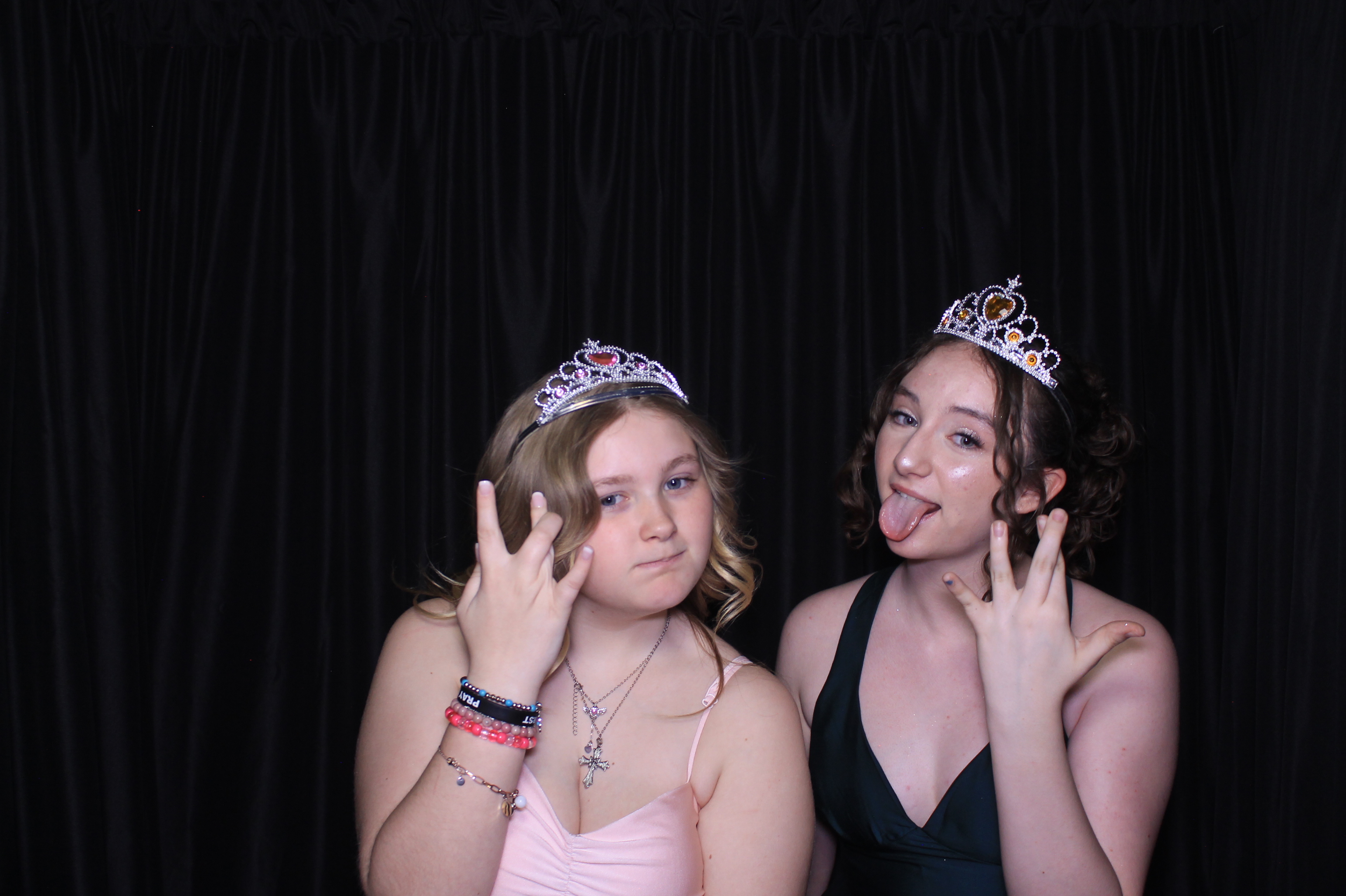 8th Grade Semi-Formal | View more photos from the event at gallery.photoboothcincy.com/u/PhotoBoothCincy/8th-Grade-Semi-Formal