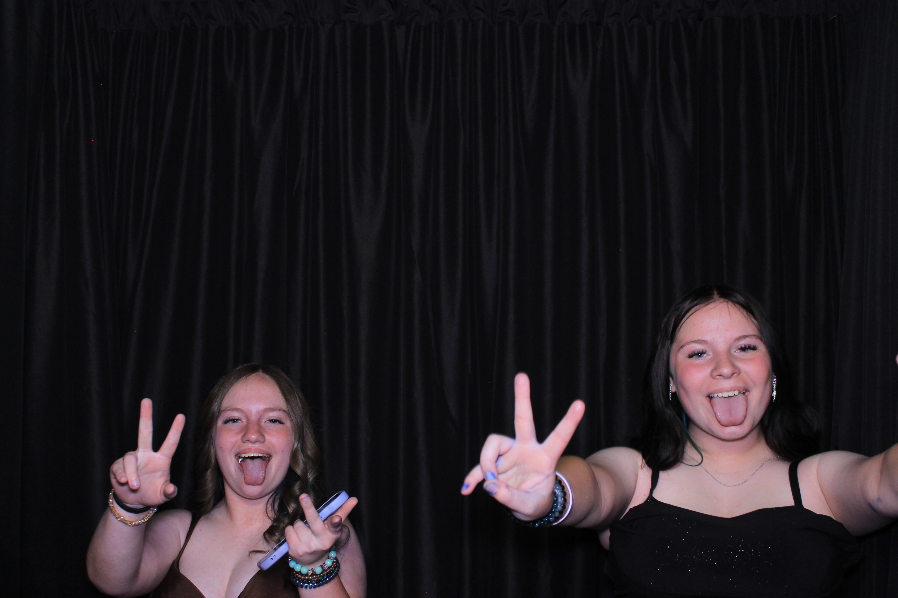 8th Grade Semi-Formal | View more photos from the event at gallery.photoboothcincy.com/u/PhotoBoothCincy/8th-Grade-Semi-Formal