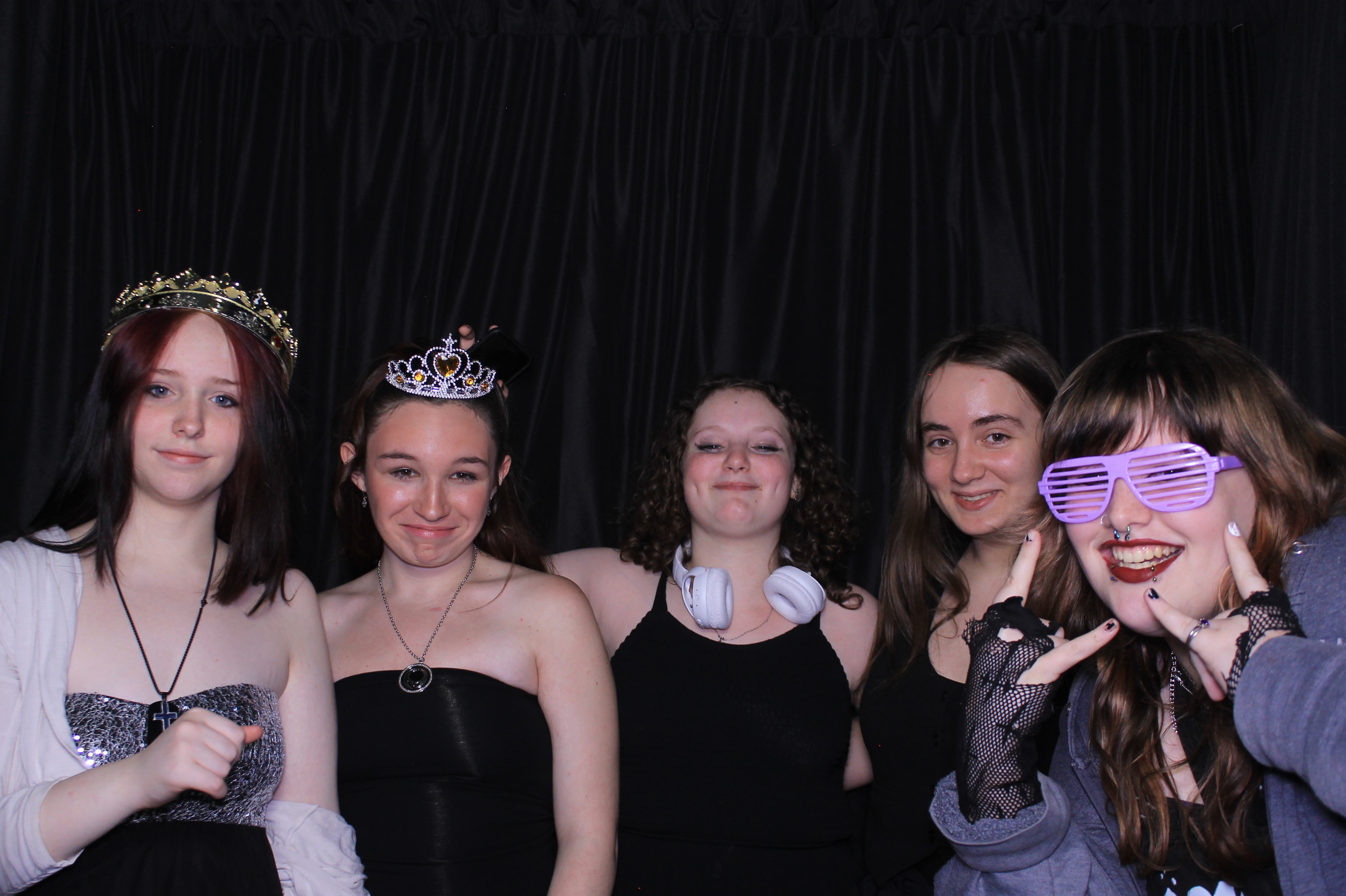 8th Grade Semi-Formal | View more photos from the event at gallery.photoboothcincy.com/u/PhotoBoothCincy/8th-Grade-Semi-Formal