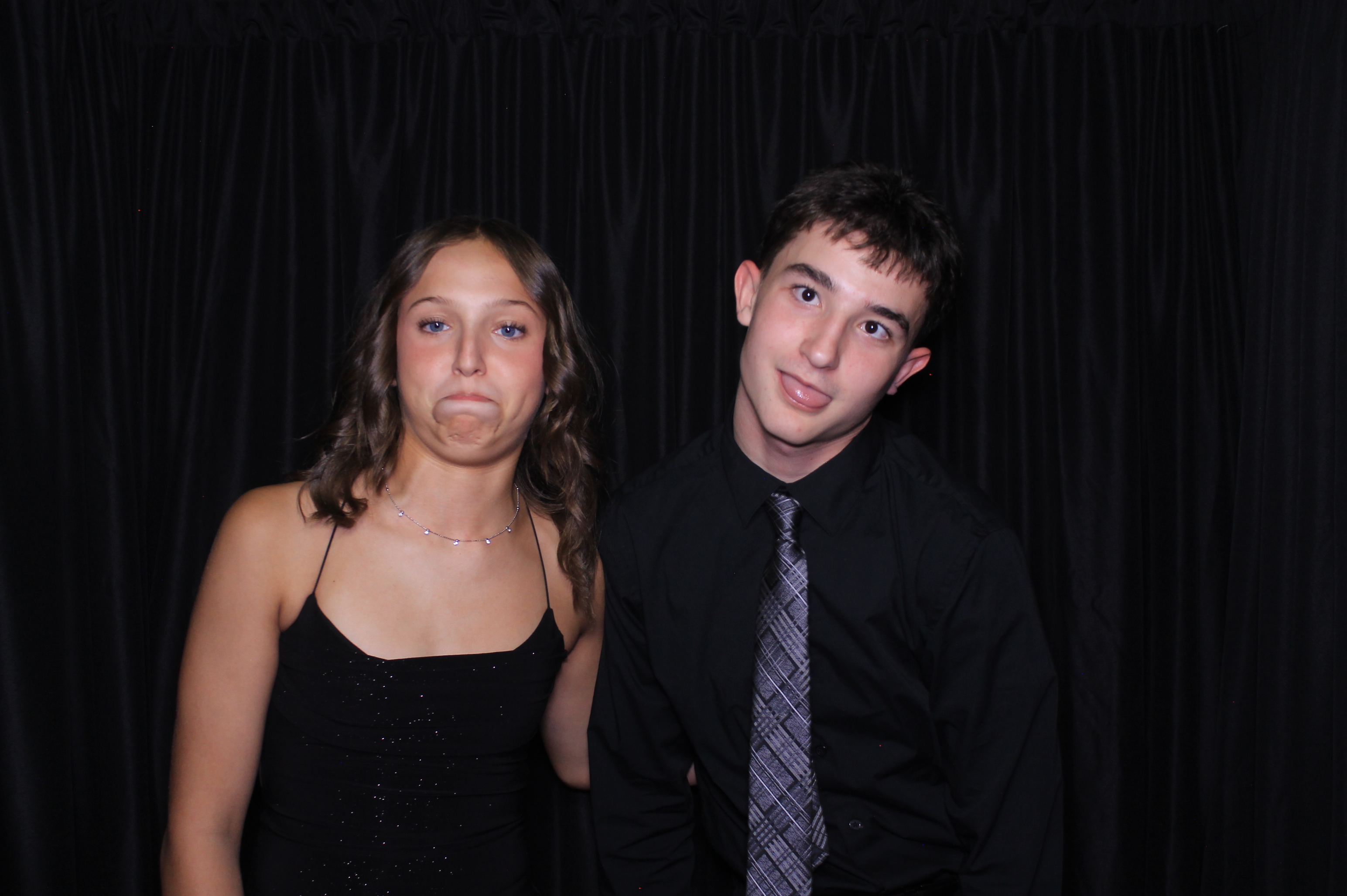 8th Grade Semi-Formal | View more photos from the event at gallery.photoboothcincy.com/u/PhotoBoothCincy/8th-Grade-Semi-Formal