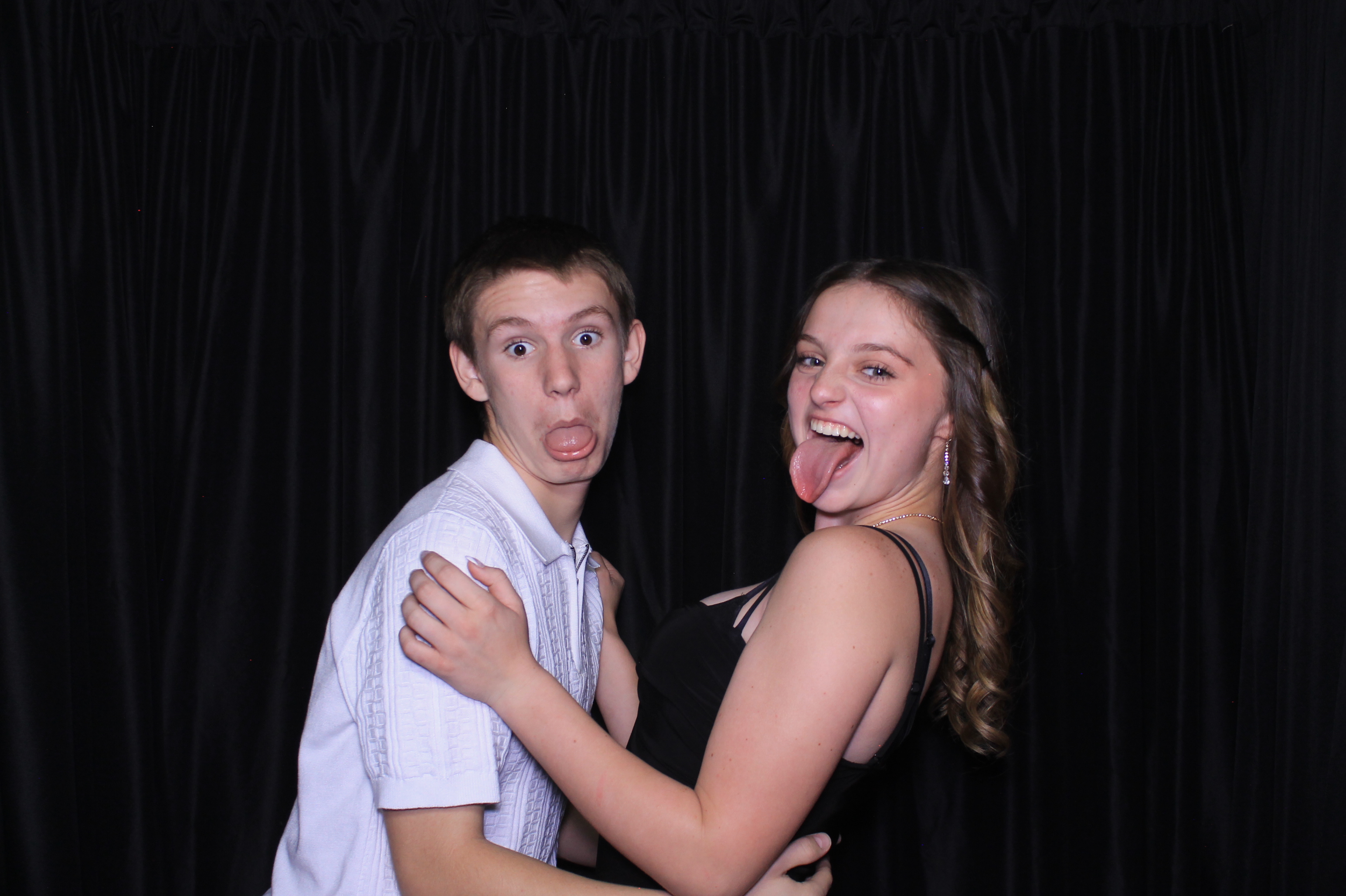 8th Grade Semi-Formal | View more photos from the event at gallery.photoboothcincy.com/u/PhotoBoothCincy/8th-Grade-Semi-Formal