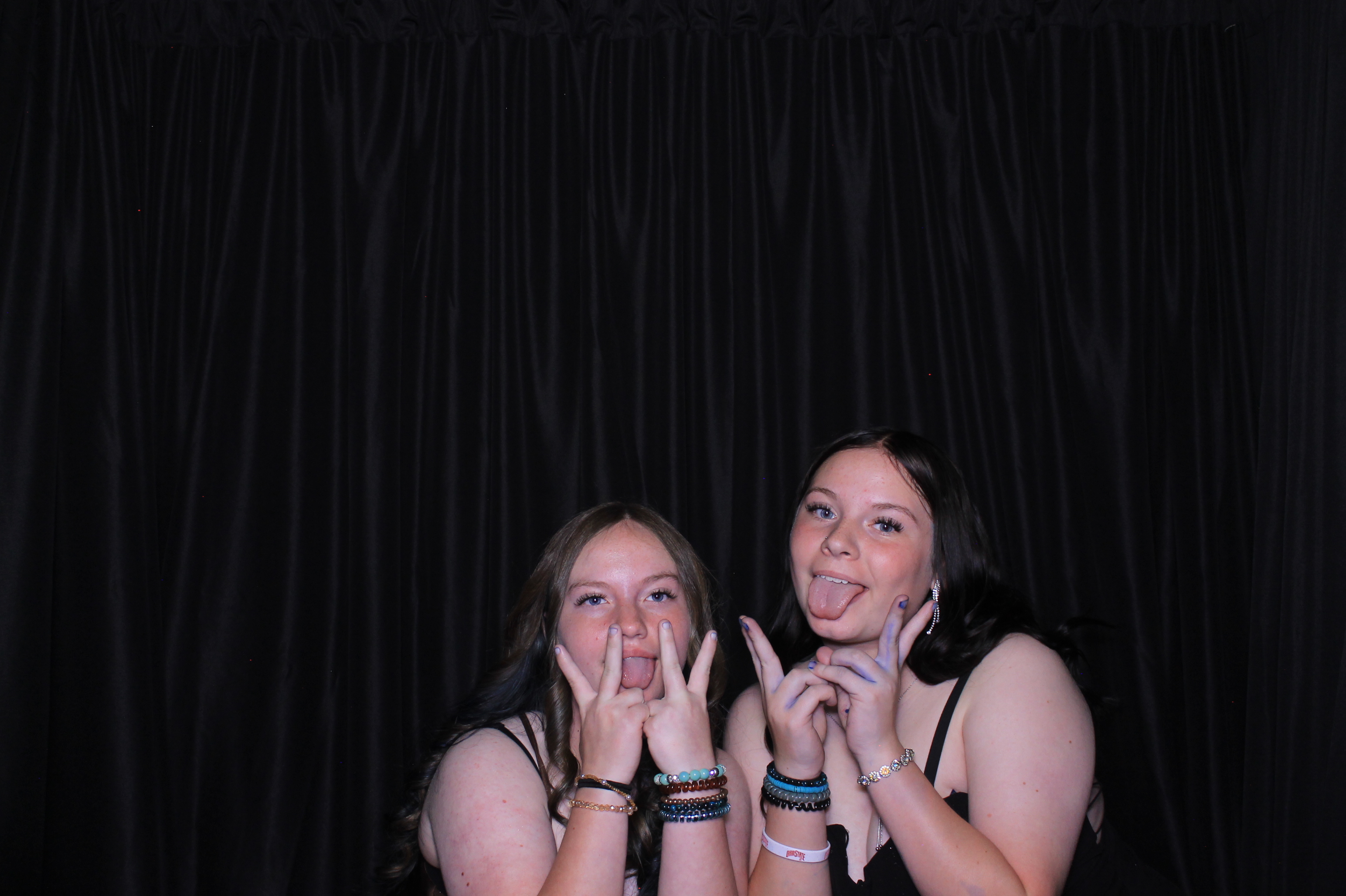 8th Grade Semi-Formal | View more photos from the event at gallery.photoboothcincy.com/u/PhotoBoothCincy/8th-Grade-Semi-Formal