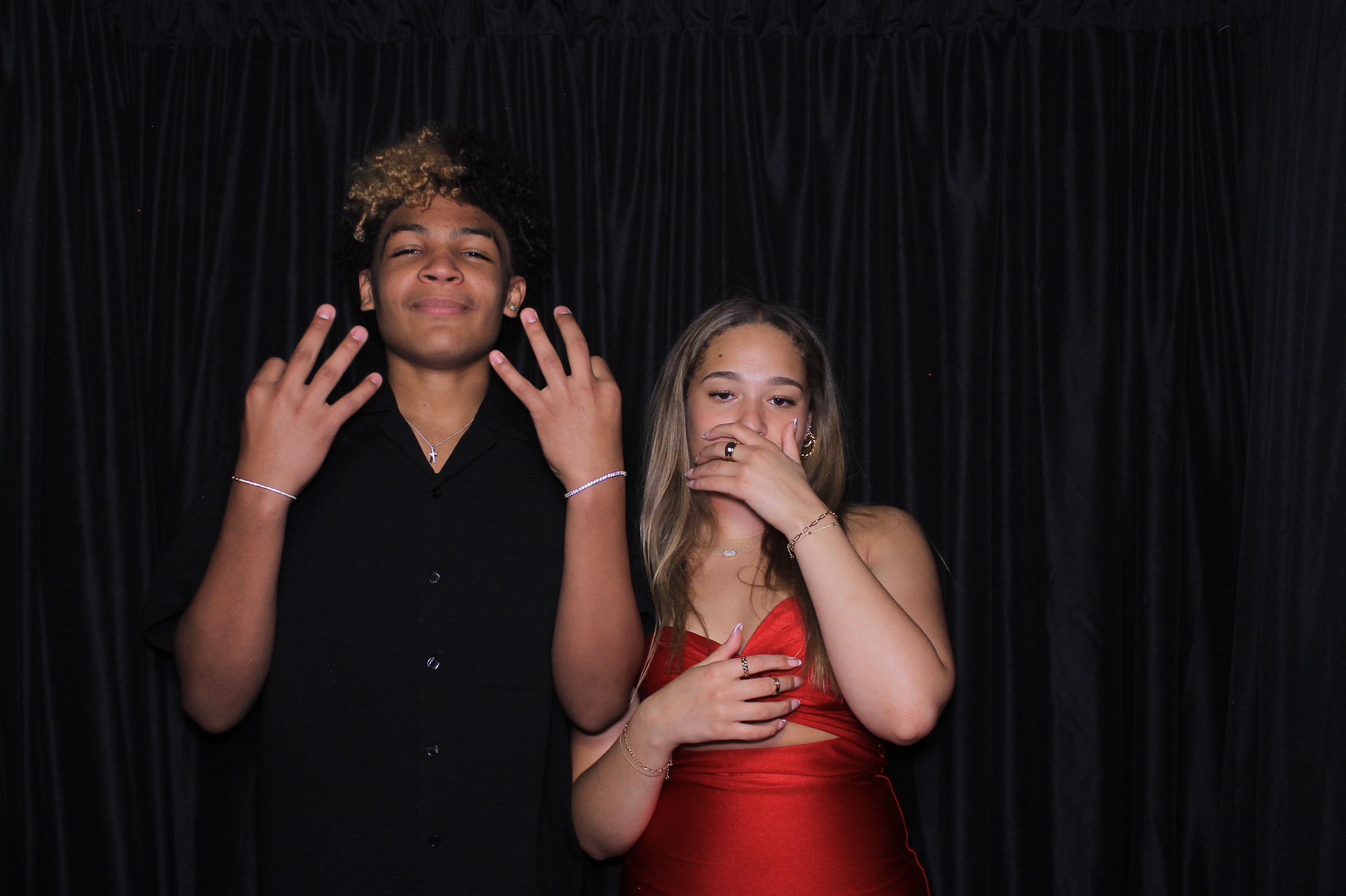 8th Grade Semi-Formal | View more photos from the event at gallery.photoboothcincy.com/u/PhotoBoothCincy/8th-Grade-Semi-Formal