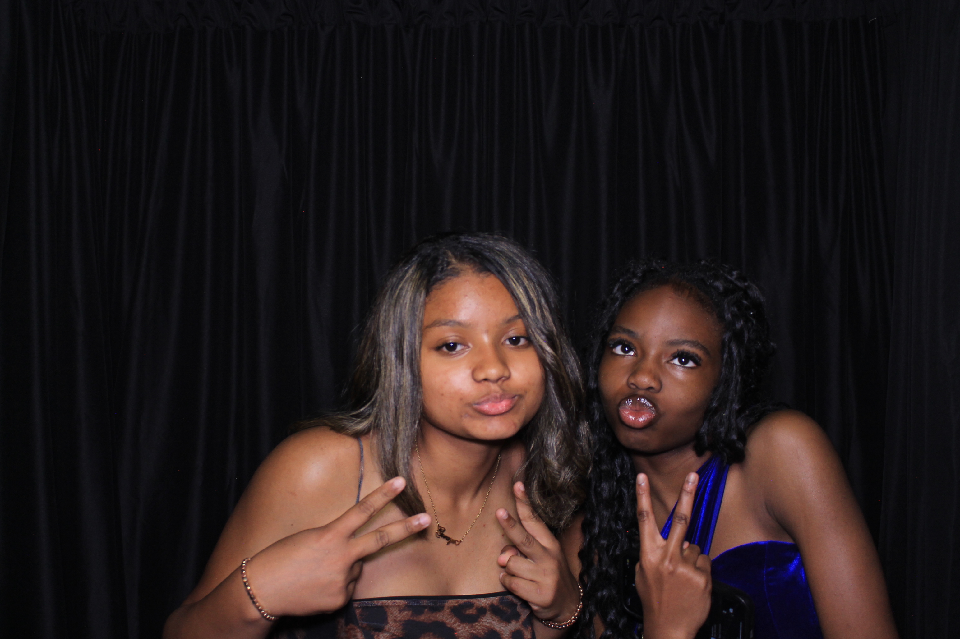 8th Grade Semi-Formal | View more photos from the event at gallery.photoboothcincy.com/u/PhotoBoothCincy/8th-Grade-Semi-Formal
