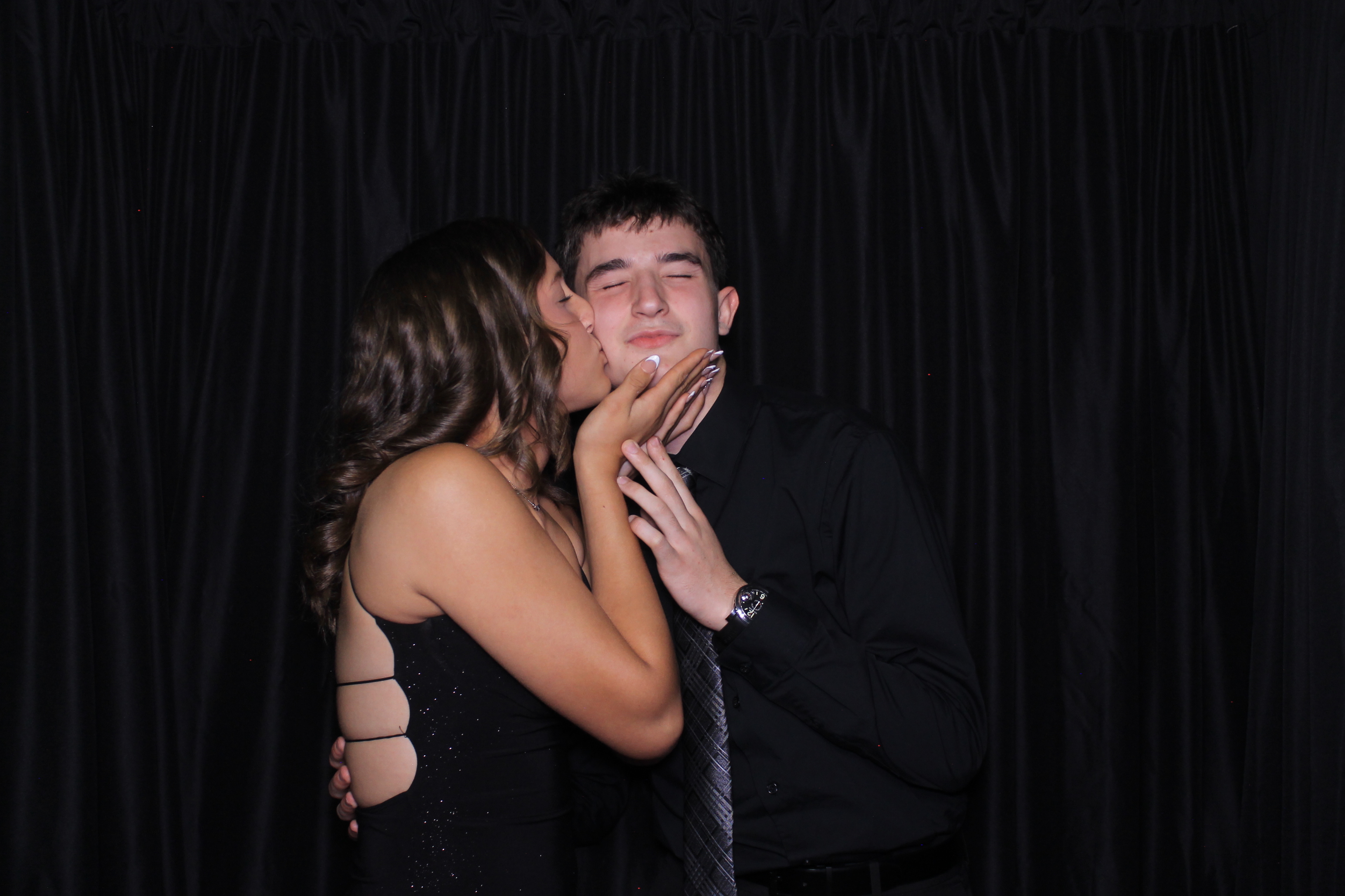 8th Grade Semi-Formal | View more photos from the event at gallery.photoboothcincy.com/u/PhotoBoothCincy/8th-Grade-Semi-Formal