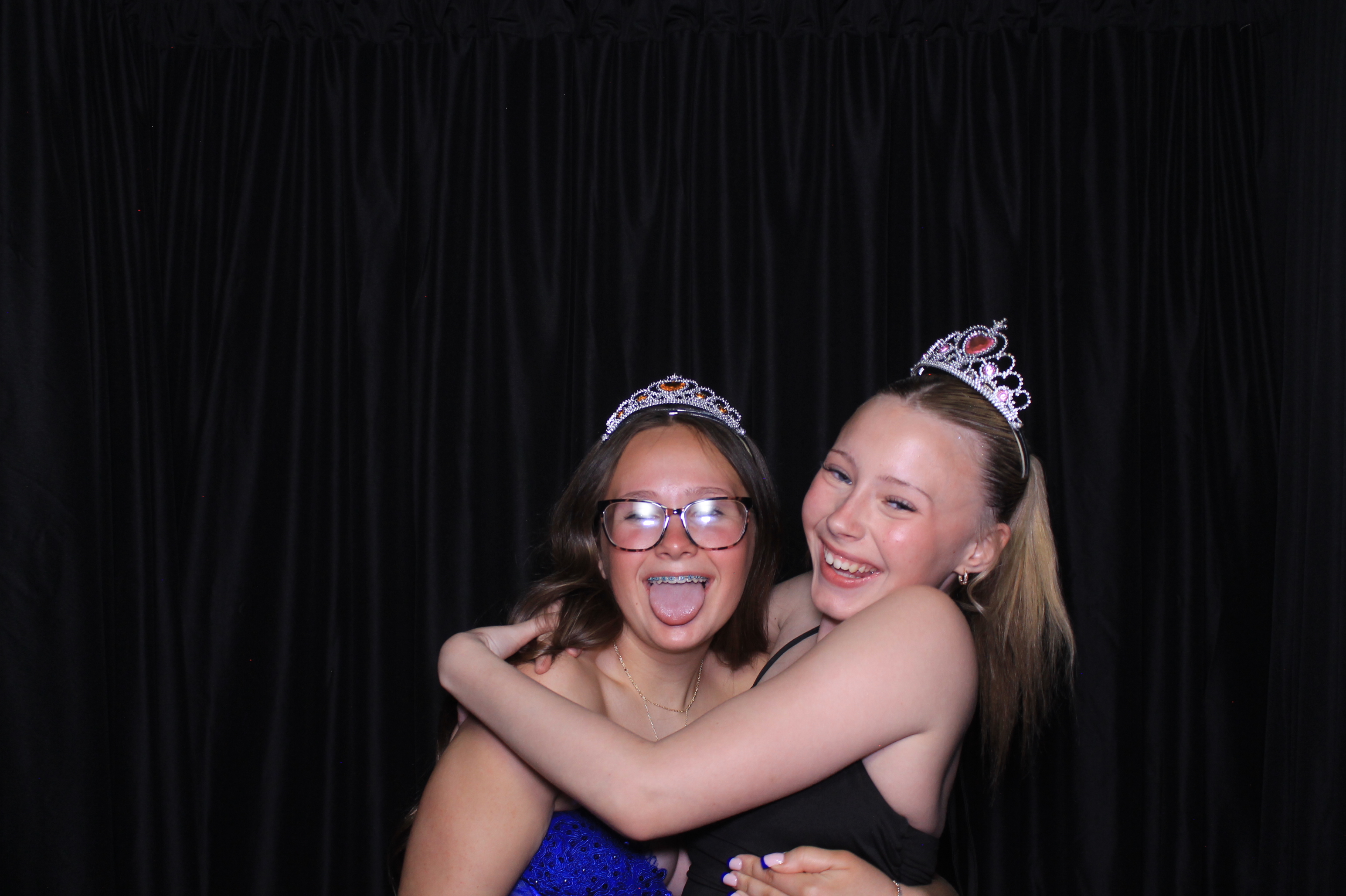 8th Grade Semi-Formal | View more photos from the event at gallery.photoboothcincy.com/u/PhotoBoothCincy/8th-Grade-Semi-Formal