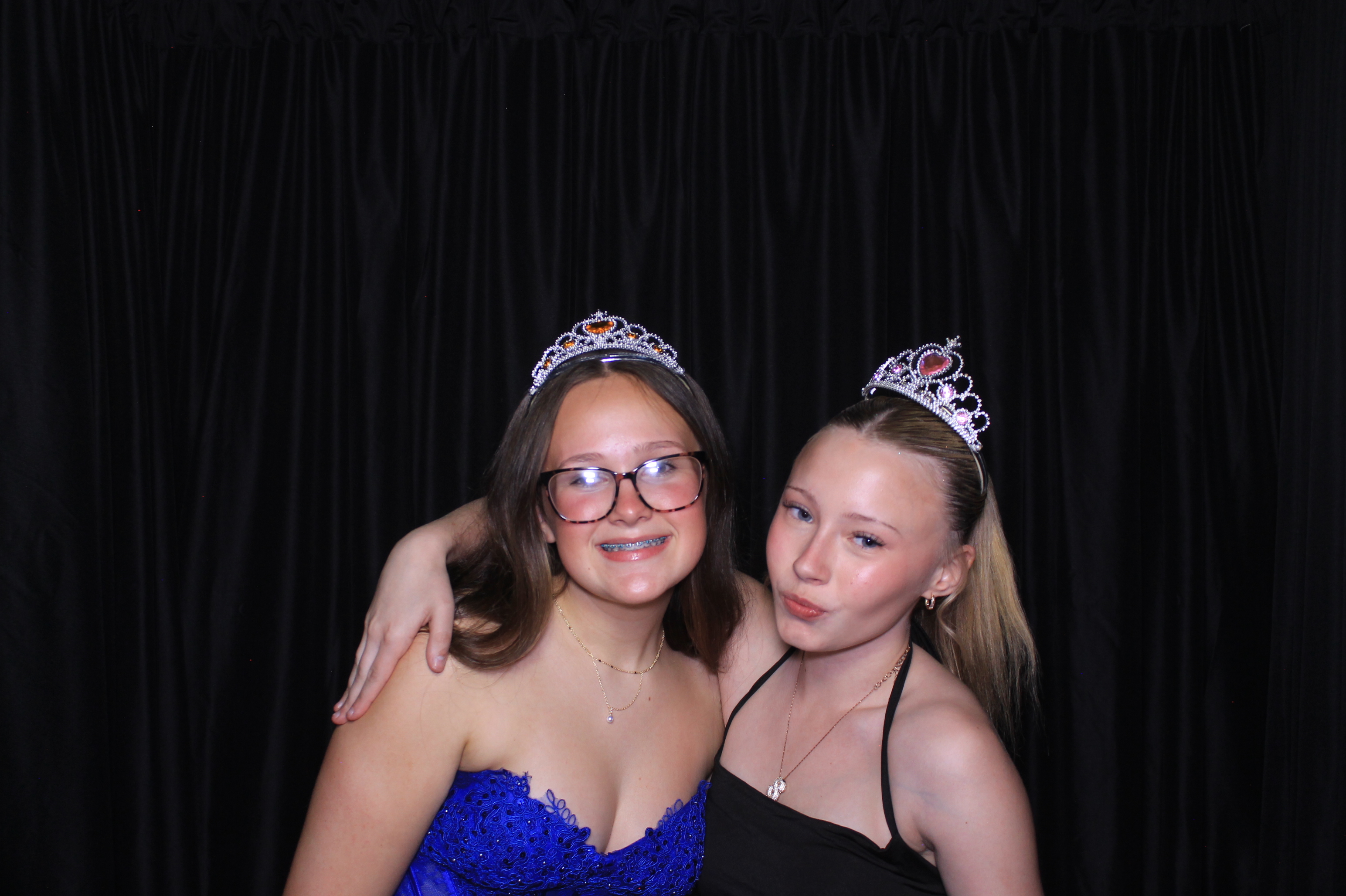 8th Grade Semi-Formal | View more photos from the event at gallery.photoboothcincy.com/u/PhotoBoothCincy/8th-Grade-Semi-Formal