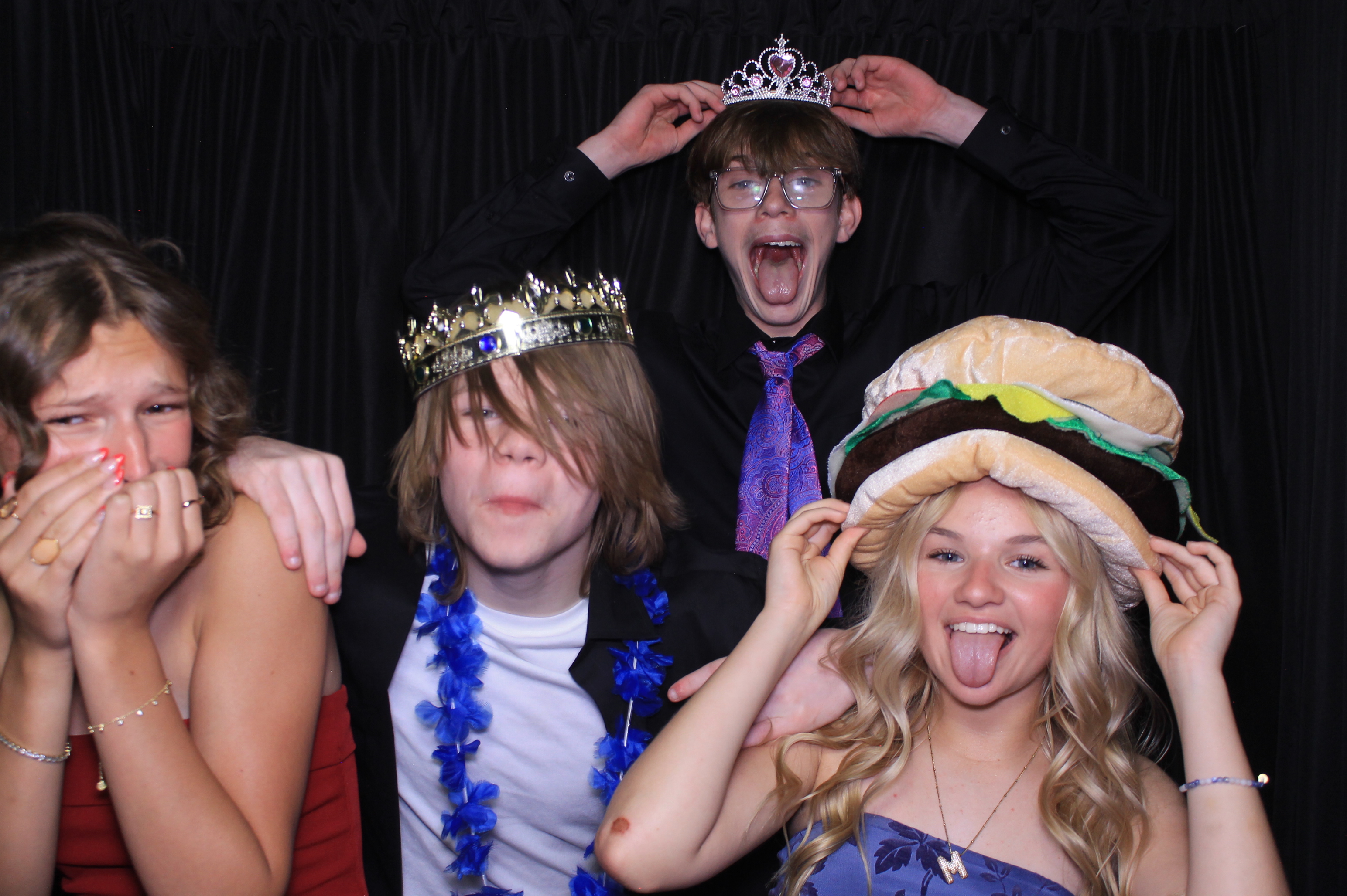 8th Grade Semi-Formal | View more photos from the event at gallery.photoboothcincy.com/u/PhotoBoothCincy/8th-Grade-Semi-Formal