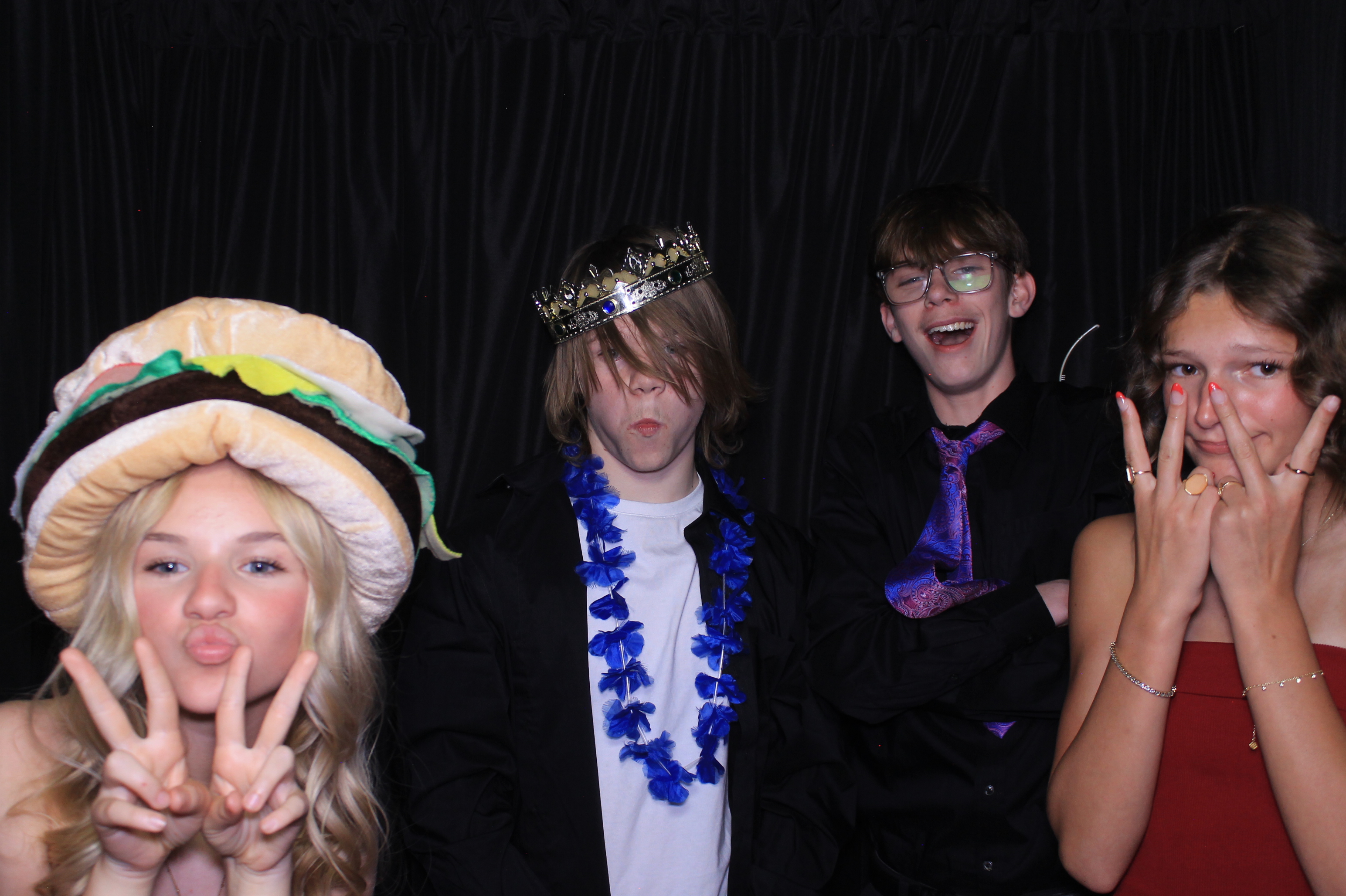 8th Grade Semi-Formal | View more photos from the event at gallery.photoboothcincy.com/u/PhotoBoothCincy/8th-Grade-Semi-Formal
