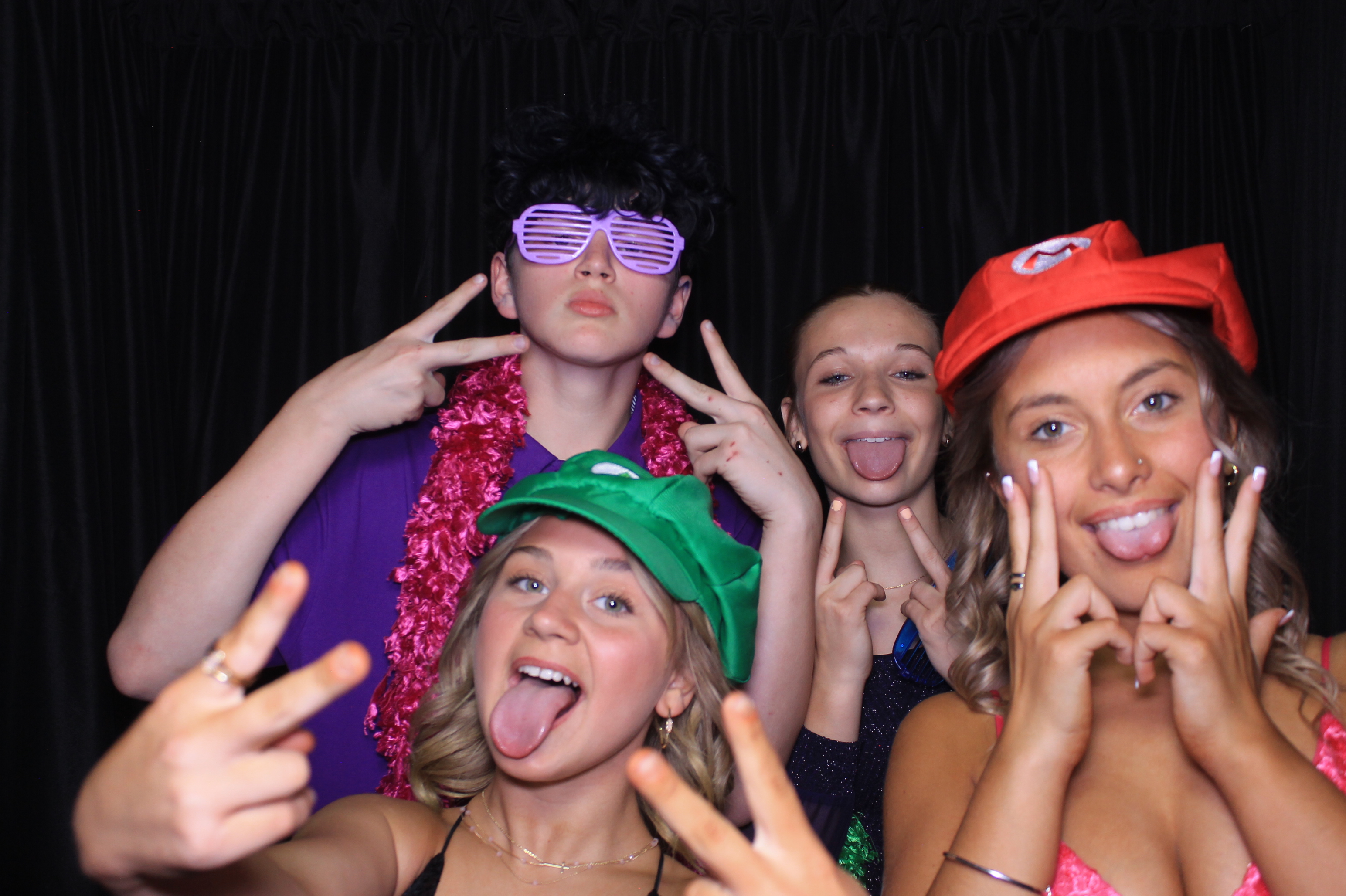 8th Grade Semi-Formal | View more photos from the event at gallery.photoboothcincy.com/u/PhotoBoothCincy/8th-Grade-Semi-Formal