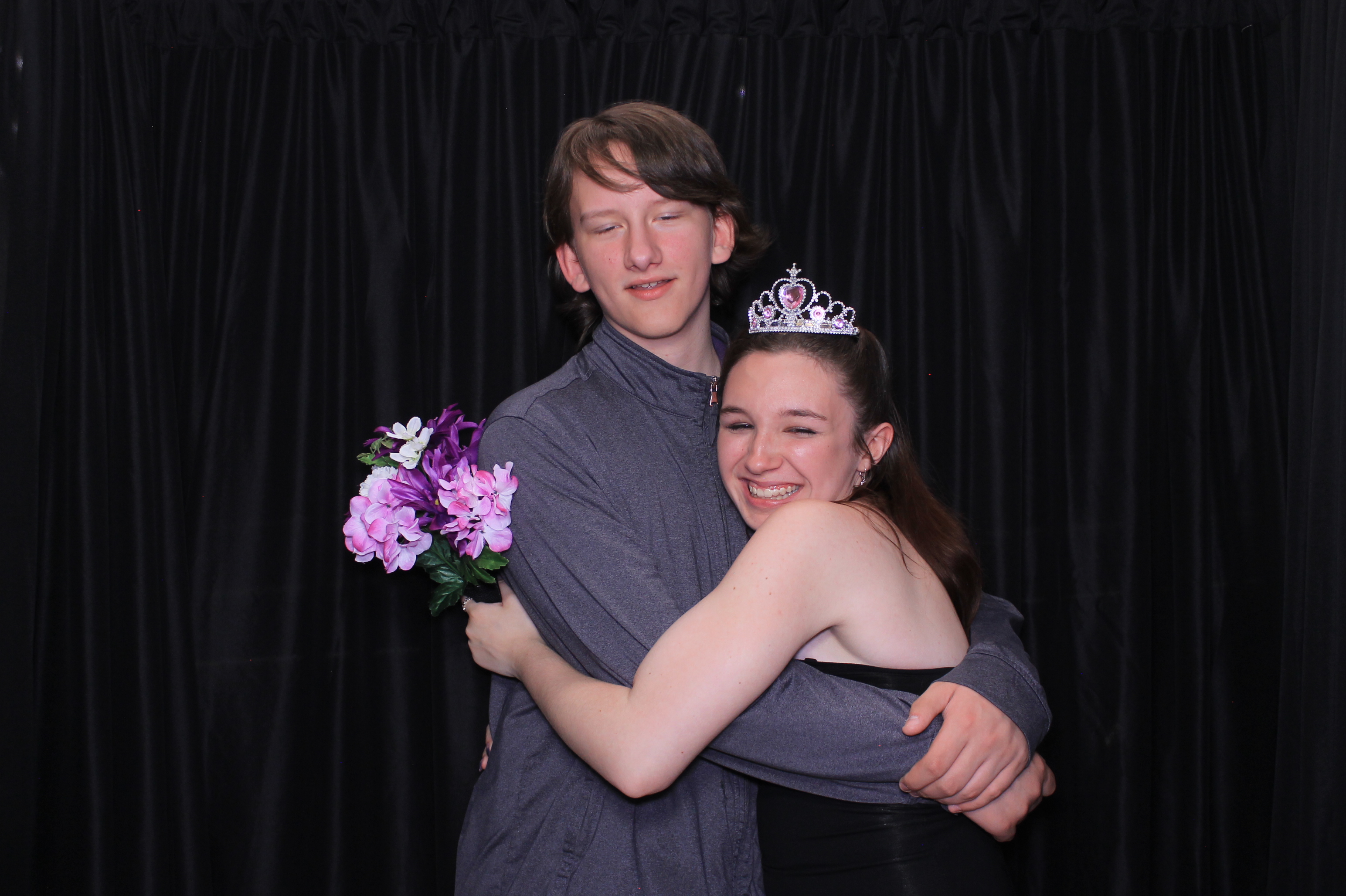 8th Grade Semi-Formal | View more photos from the event at gallery.photoboothcincy.com/u/PhotoBoothCincy/8th-Grade-Semi-Formal