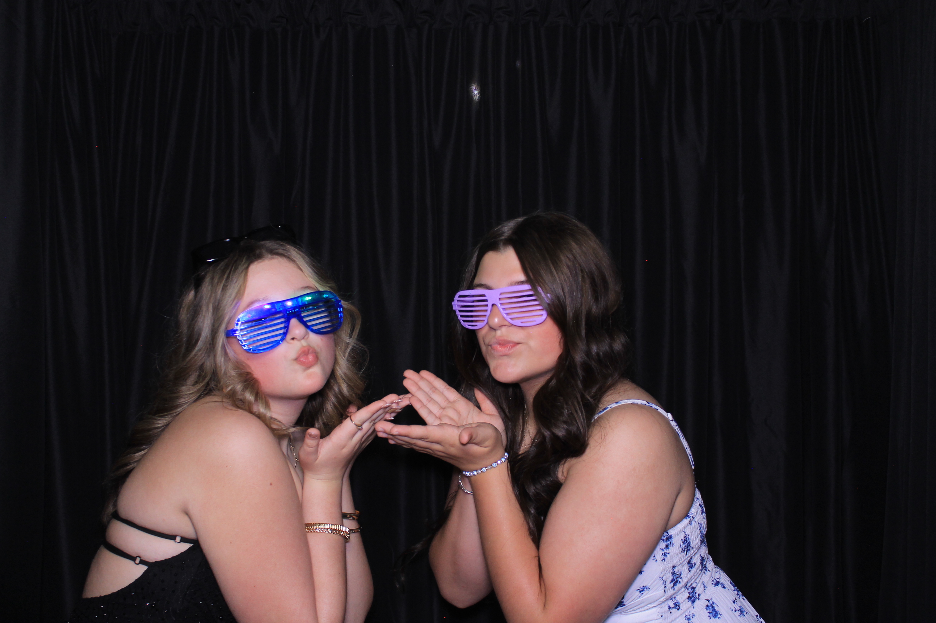 8th Grade Semi-Formal | View more photos from the event at gallery.photoboothcincy.com/u/PhotoBoothCincy/8th-Grade-Semi-Formal