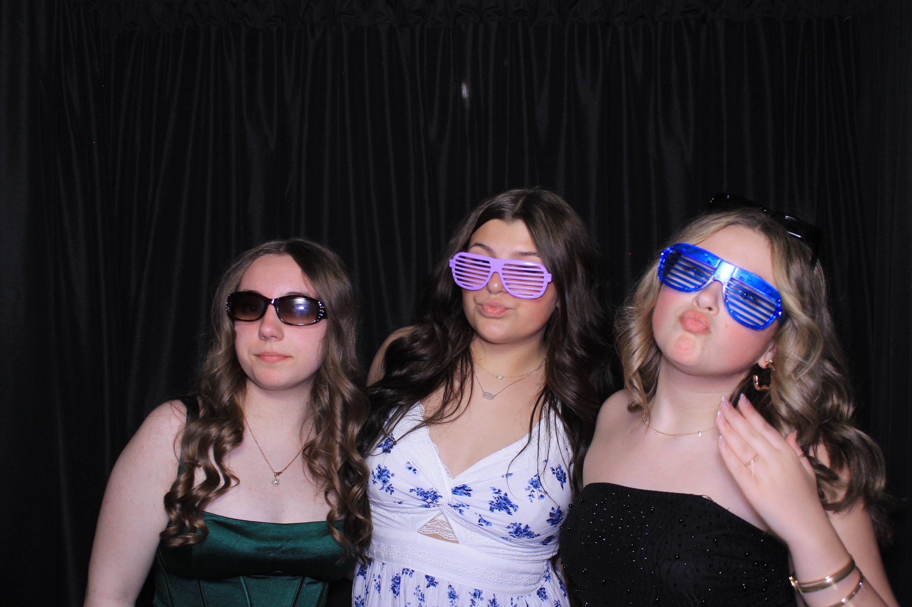 8th Grade Semi-Formal | View more photos from the event at gallery.photoboothcincy.com/u/PhotoBoothCincy/8th-Grade-Semi-Formal