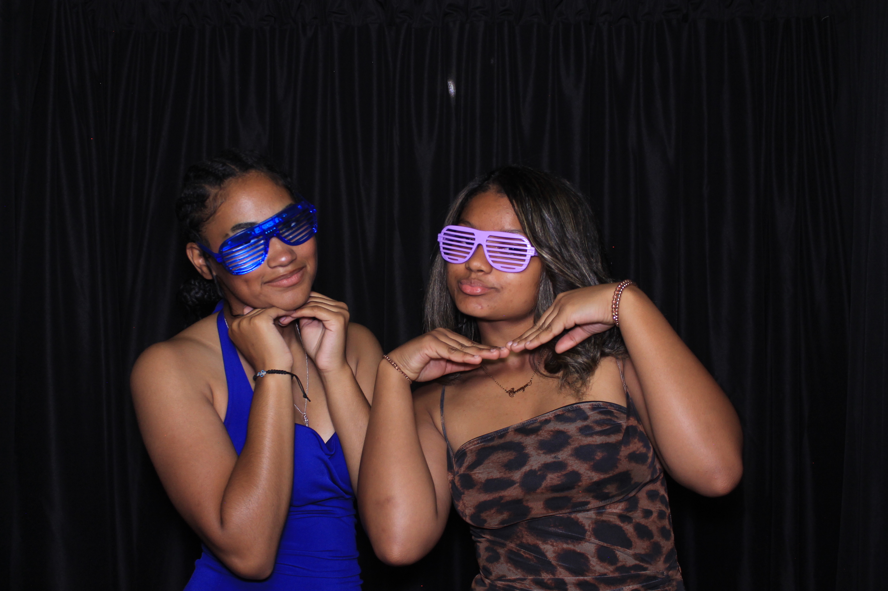 8th Grade Semi-Formal | View more photos from the event at gallery.photoboothcincy.com/u/PhotoBoothCincy/8th-Grade-Semi-Formal