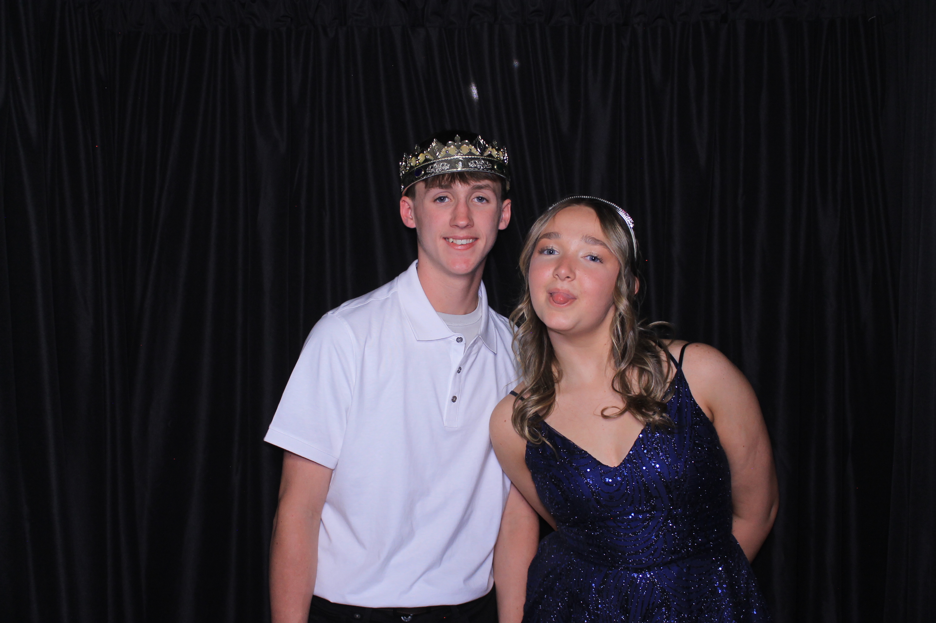 8th Grade Semi-Formal | View more photos from the event at gallery.photoboothcincy.com/u/PhotoBoothCincy/8th-Grade-Semi-Formal