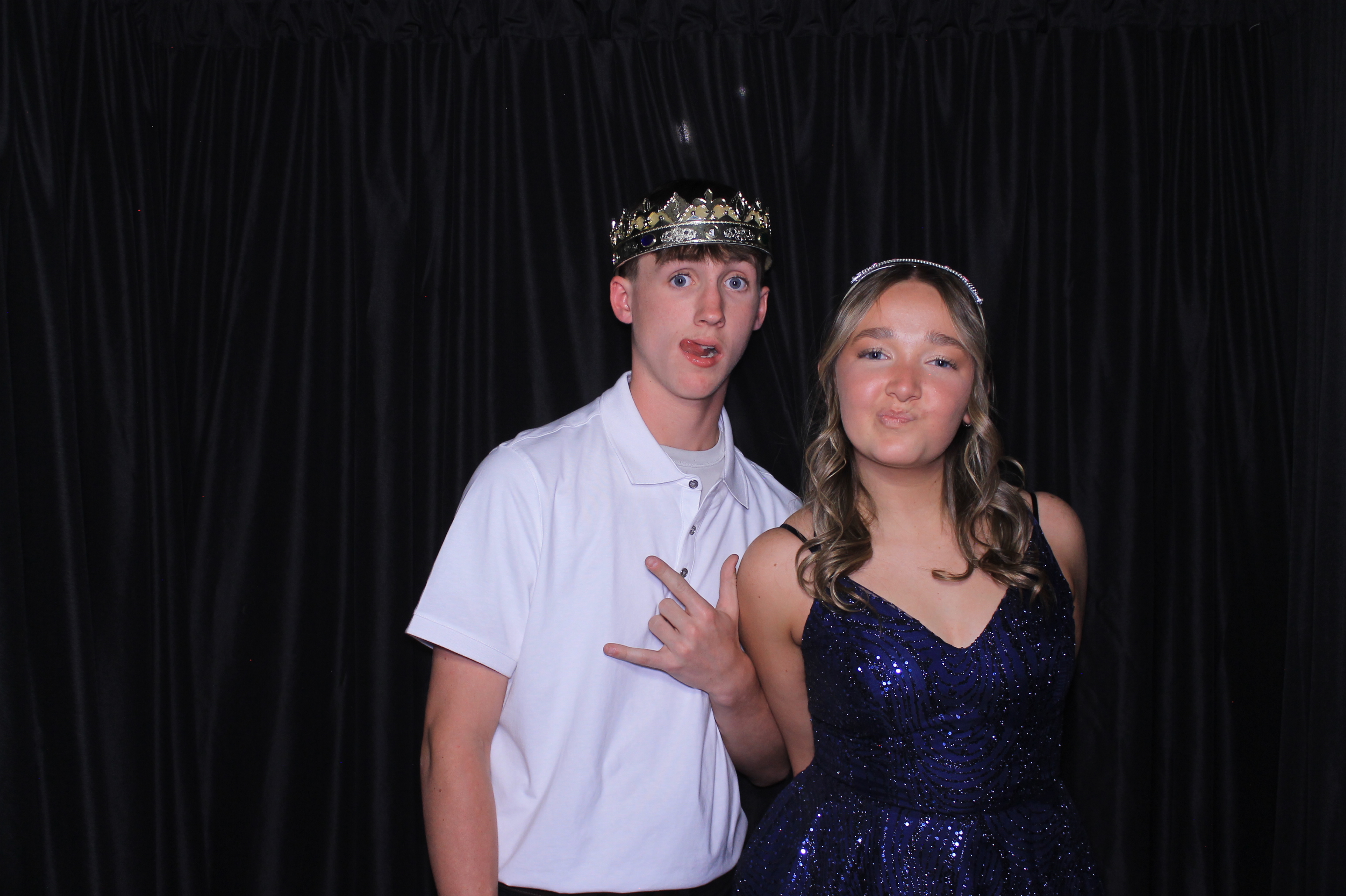 8th Grade Semi-Formal | View more photos from the event at gallery.photoboothcincy.com/u/PhotoBoothCincy/8th-Grade-Semi-Formal