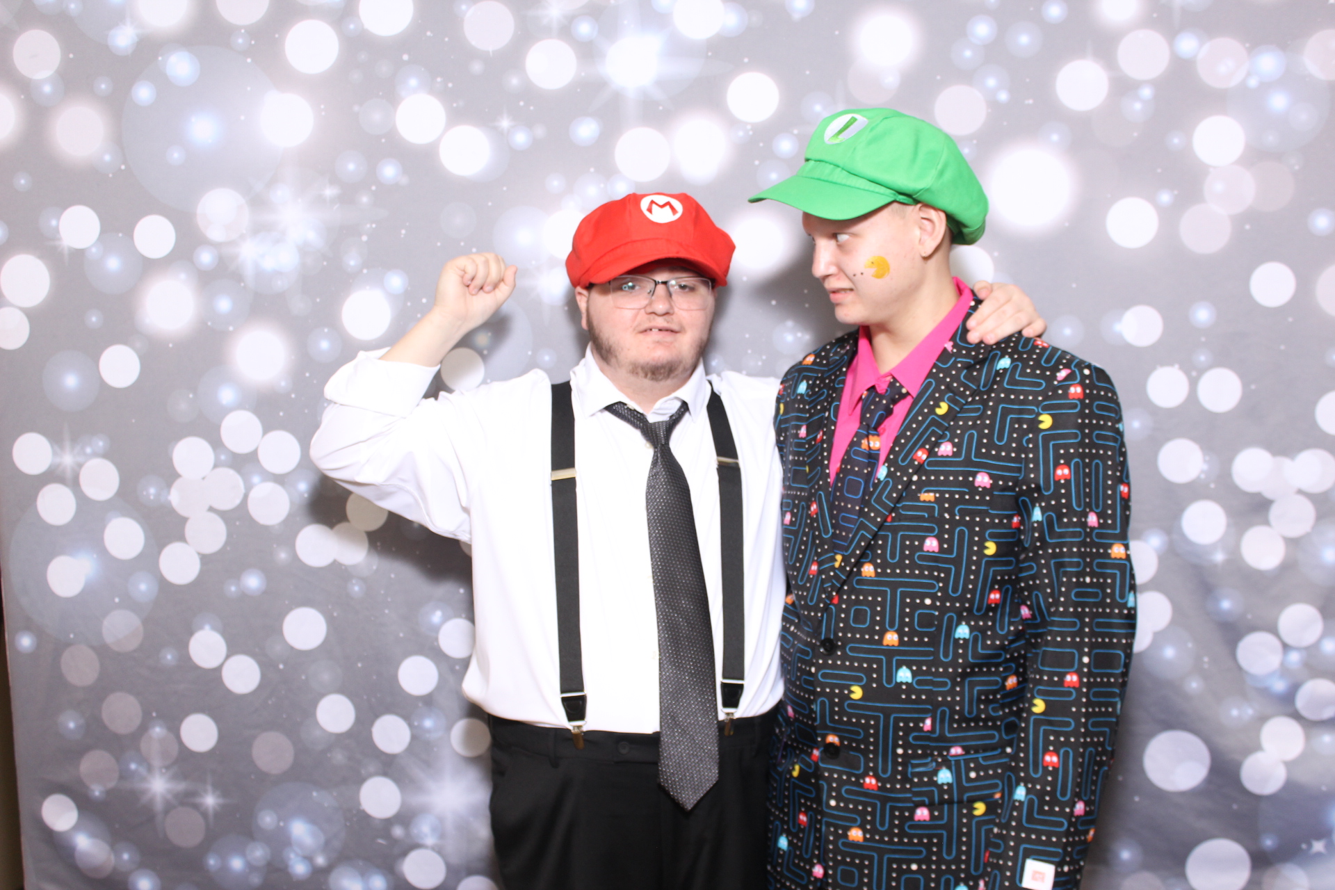 A Night to Shine | View more photos from the event at gallery.photoboothcincy.com/u/PhotoBoothCincy/A-Night-to-Shine-0