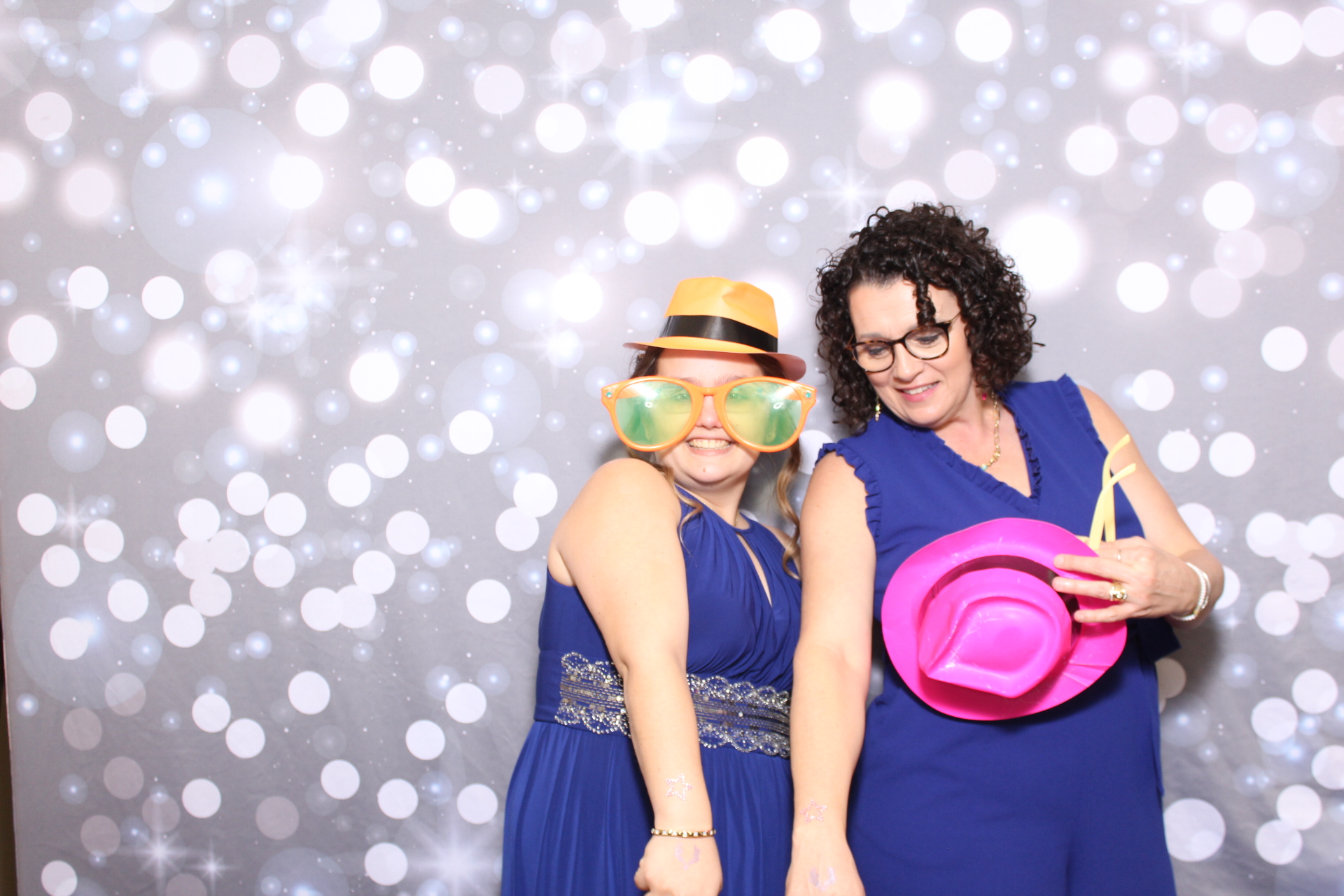 A Night to Shine | View more photos from the event at gallery.photoboothcincy.com/u/PhotoBoothCincy/A-Night-to-Shine-0