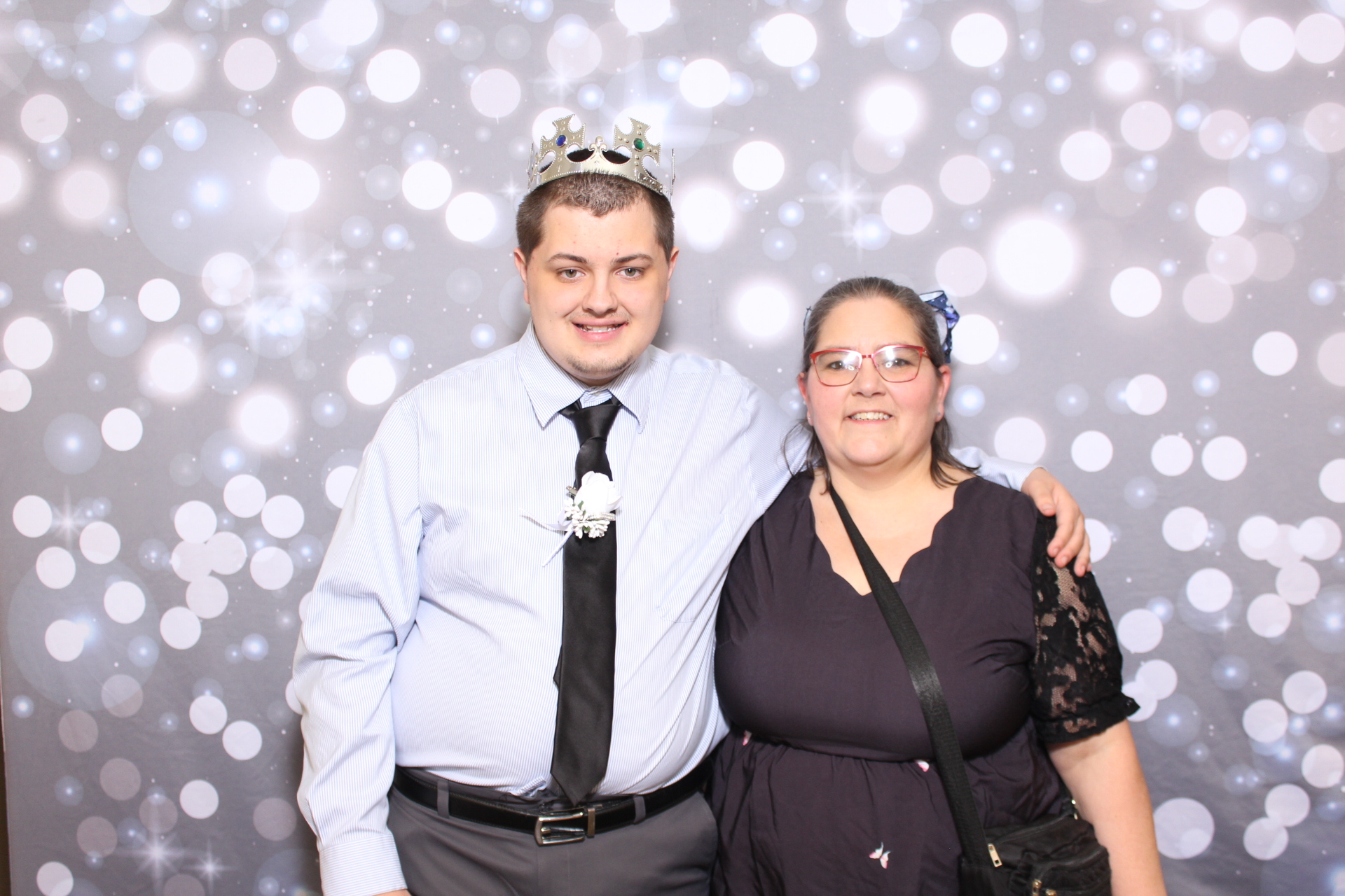 A Night to Shine | View more photos from the event at gallery.photoboothcincy.com/u/PhotoBoothCincy/A-Night-to-Shine-0