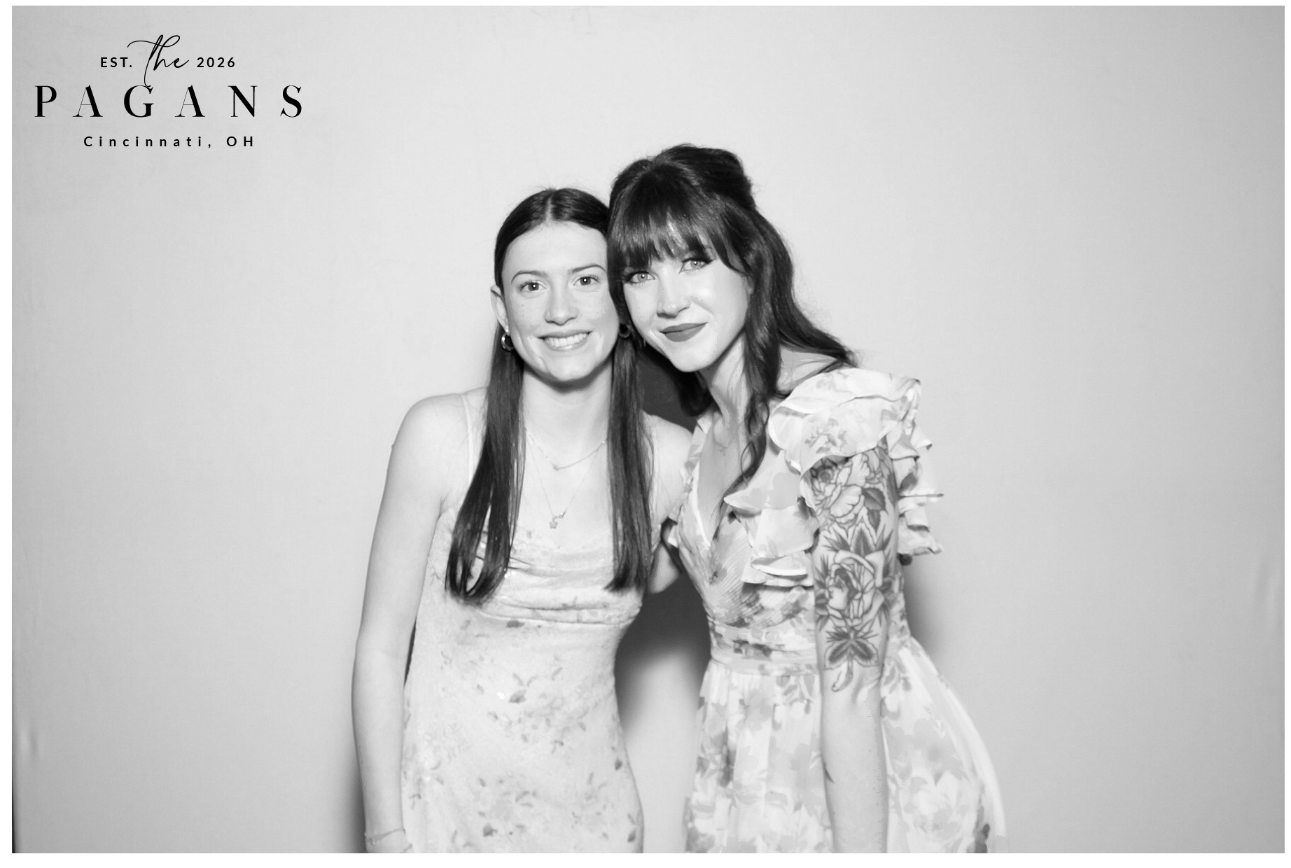 AJ & Vivien | View more photos from the event at gallery.photoboothcincy.com/u/PhotoBoothCincy/AJ-Vivien