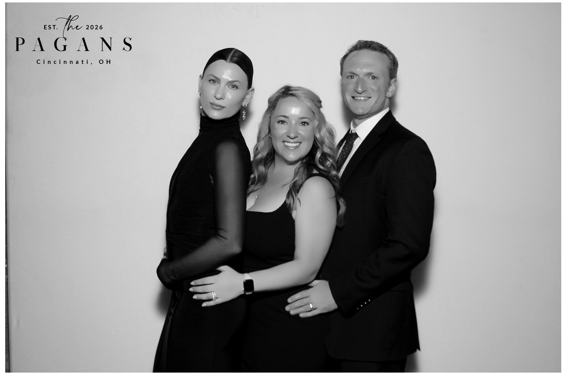 AJ & Vivien | View more photos from the event at gallery.photoboothcincy.com/u/PhotoBoothCincy/AJ-Vivien