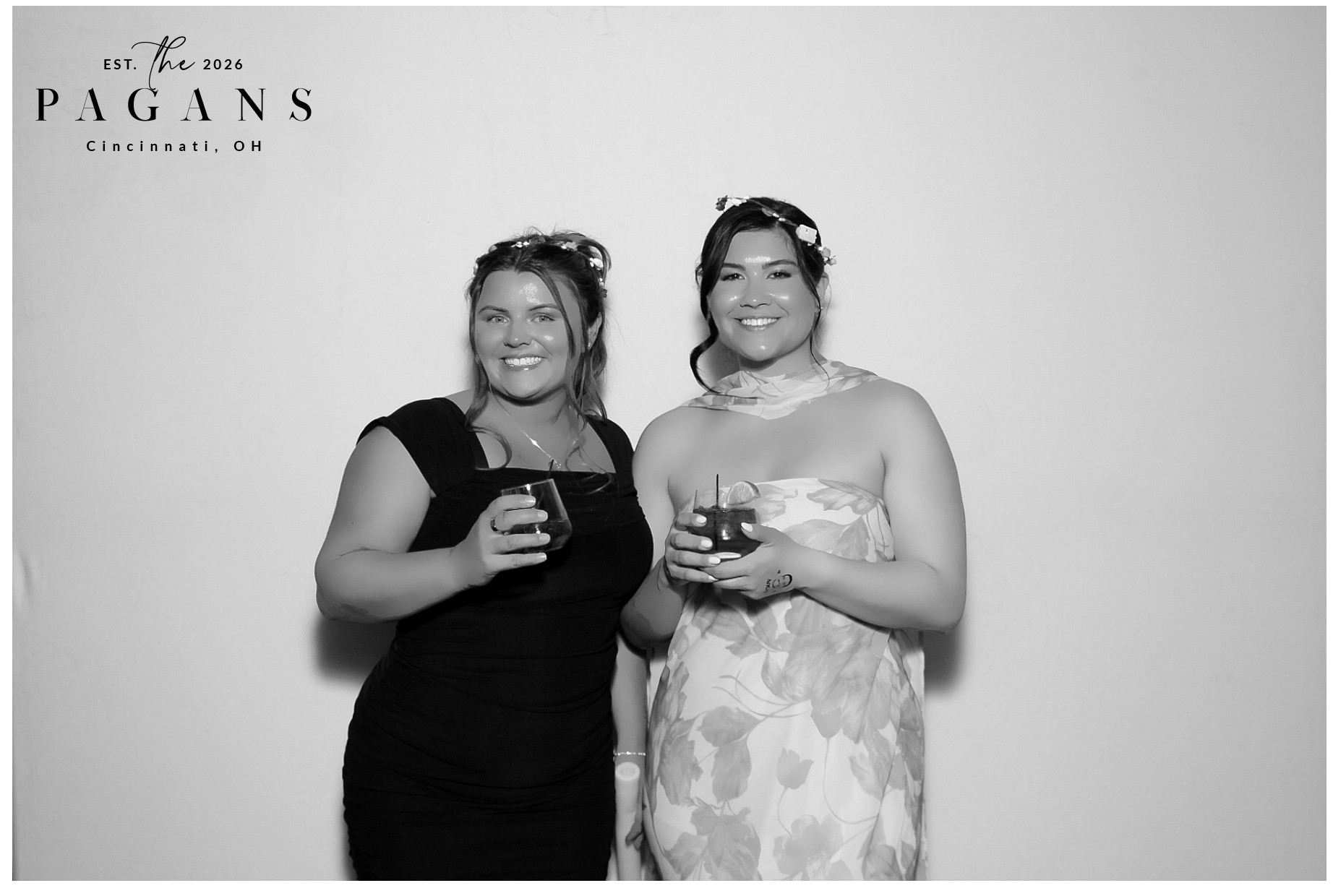AJ & Vivien | View more photos from the event at gallery.photoboothcincy.com/u/PhotoBoothCincy/AJ-Vivien