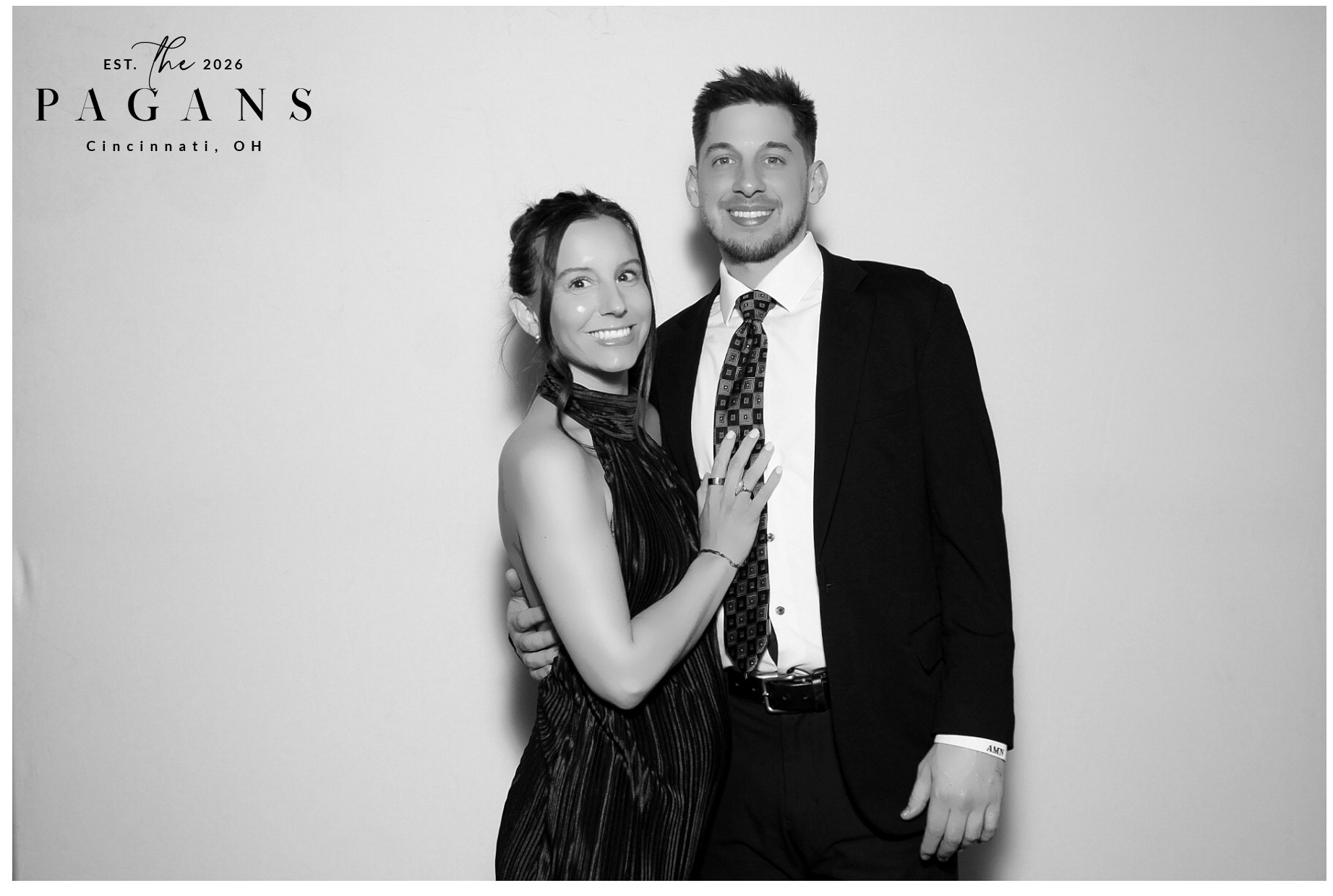 AJ & Vivien | View more photos from the event at gallery.photoboothcincy.com/u/PhotoBoothCincy/AJ-Vivien