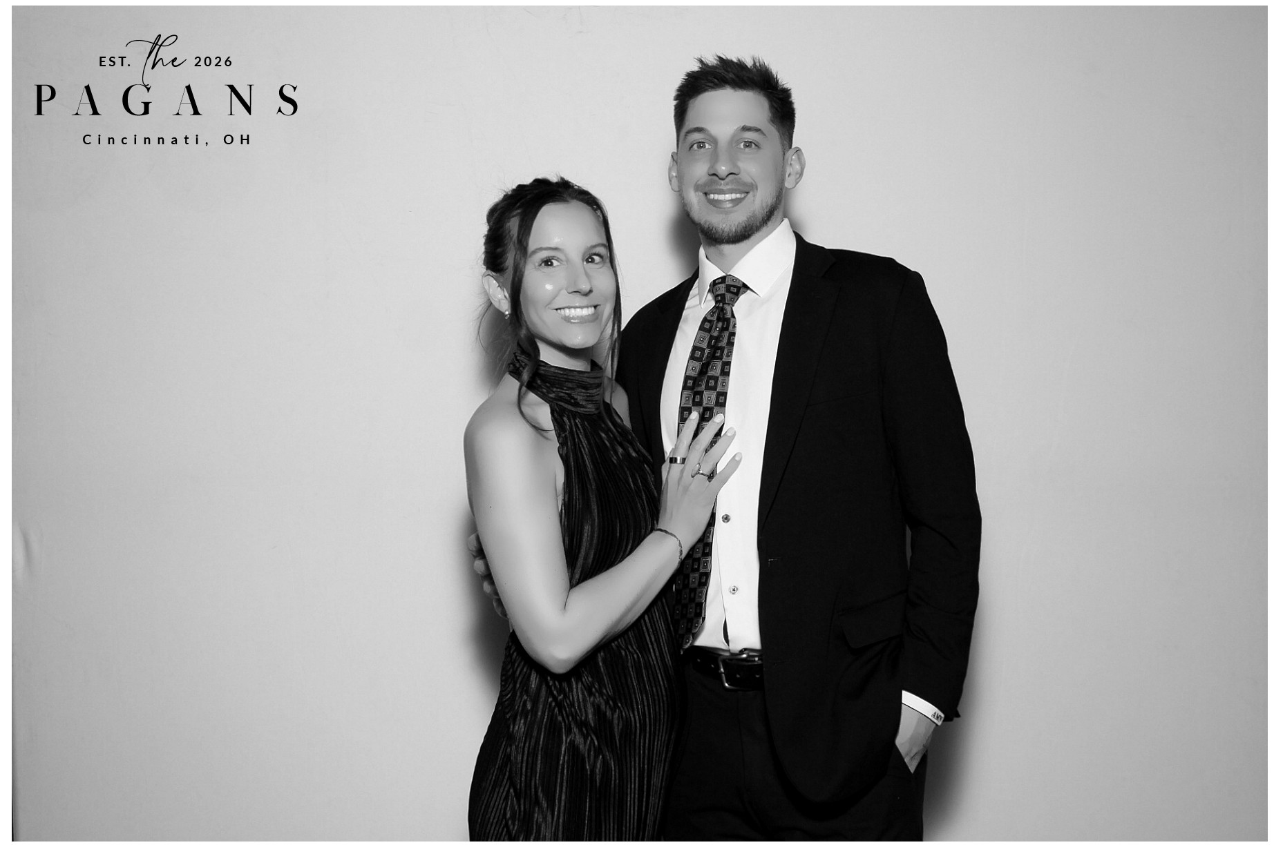AJ & Vivien | View more photos from the event at gallery.photoboothcincy.com/u/PhotoBoothCincy/AJ-Vivien