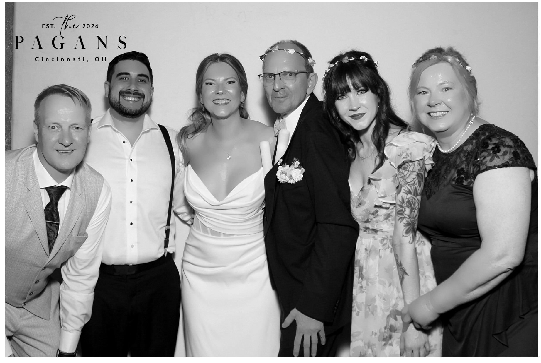 AJ & Vivien | View more photos from the event at gallery.photoboothcincy.com/u/PhotoBoothCincy/AJ-Vivien
