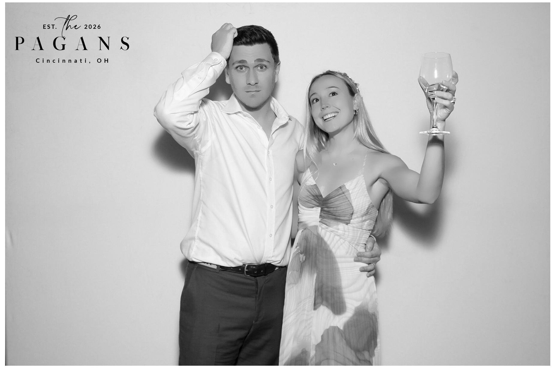 AJ & Vivien | View more photos from the event at gallery.photoboothcincy.com/u/PhotoBoothCincy/AJ-Vivien