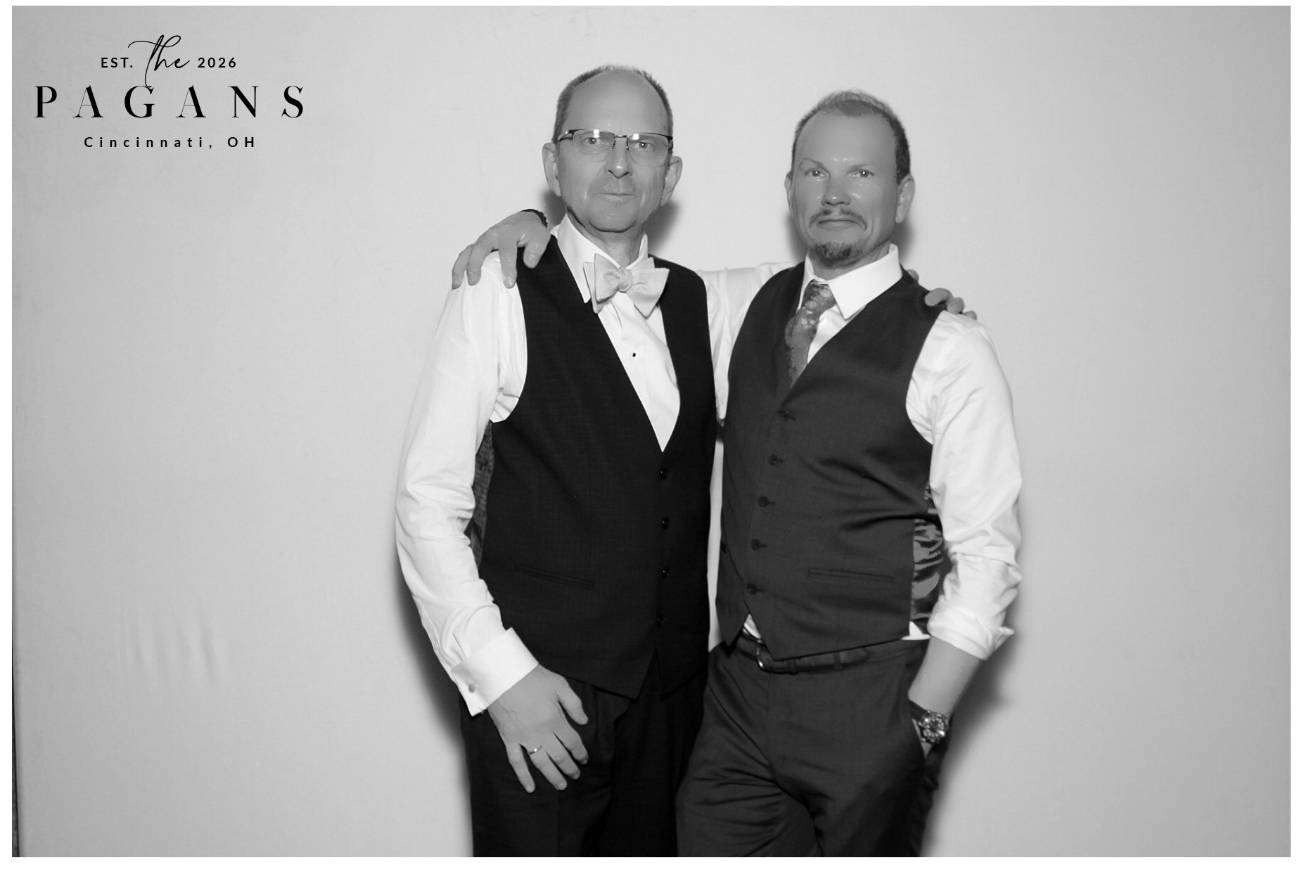 AJ & Vivien | View more photos from the event at gallery.photoboothcincy.com/u/PhotoBoothCincy/AJ-Vivien