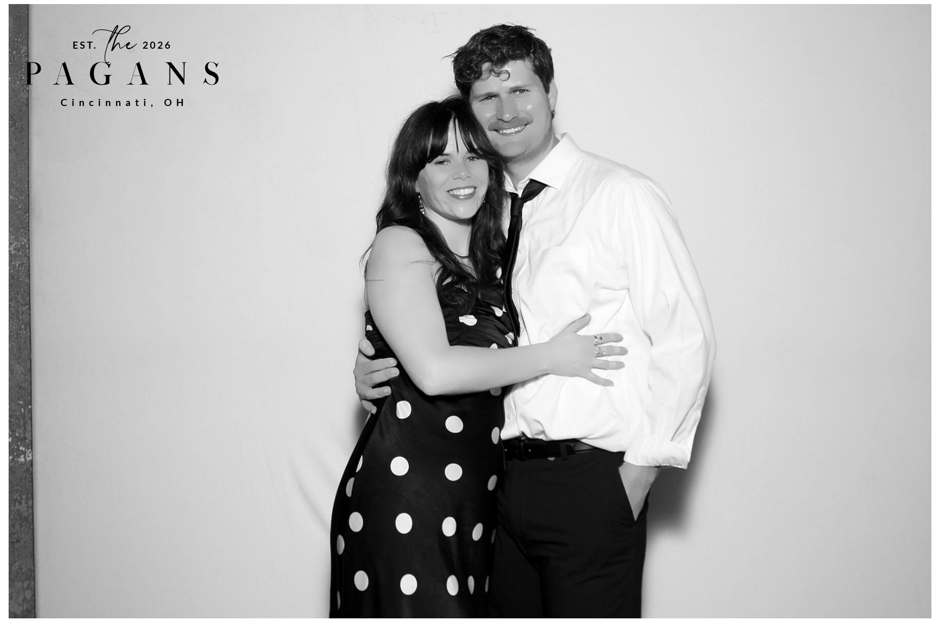 AJ & Vivien | View more photos from the event at gallery.photoboothcincy.com/u/PhotoBoothCincy/AJ-Vivien