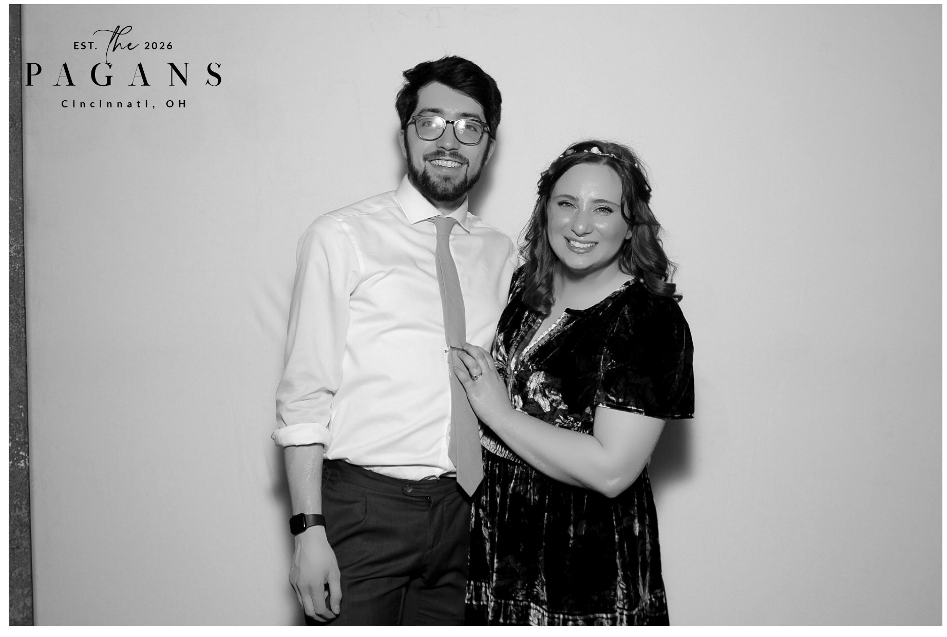 AJ & Vivien | View more photos from the event at gallery.photoboothcincy.com/u/PhotoBoothCincy/AJ-Vivien