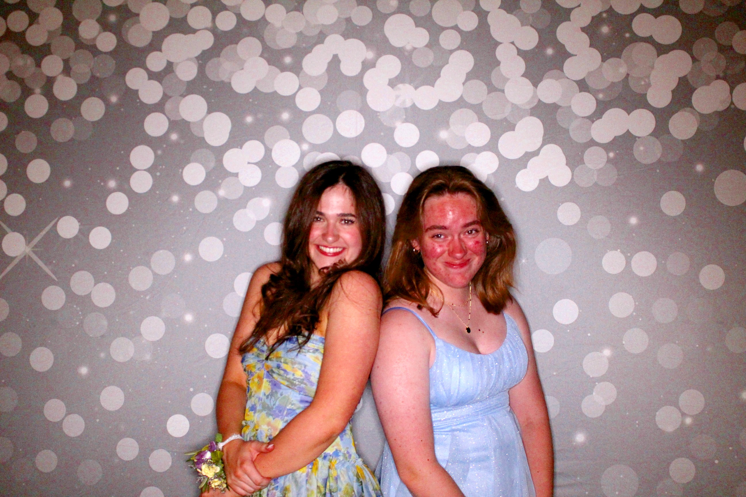 AMHEA Prom Update | View more photos from the event at gallery.photoboothcincy.com/u/PhotoBoothCincy/AMHEA-Prom-Update