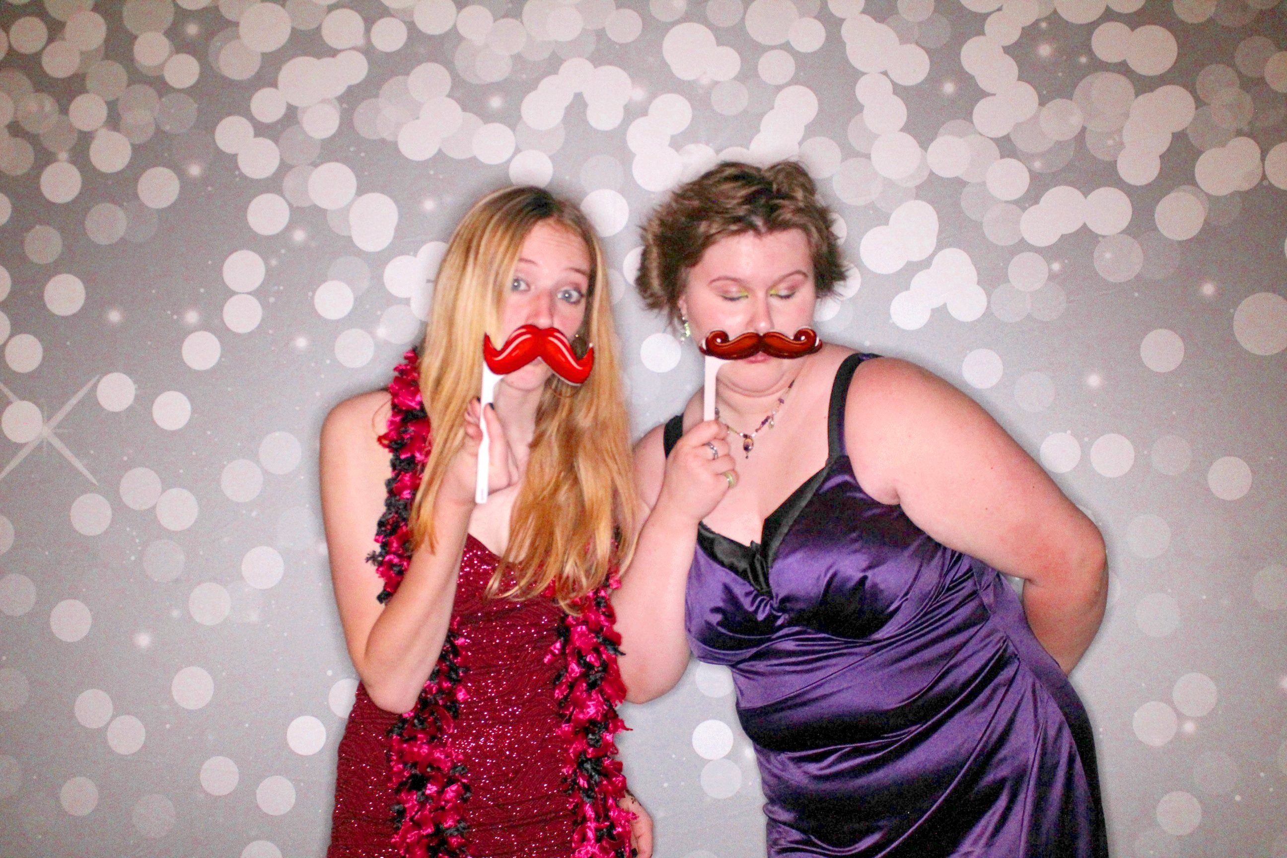 AMHEA Prom Update | View more photos from the event at gallery.photoboothcincy.com/u/PhotoBoothCincy/AMHEA-Prom-Update