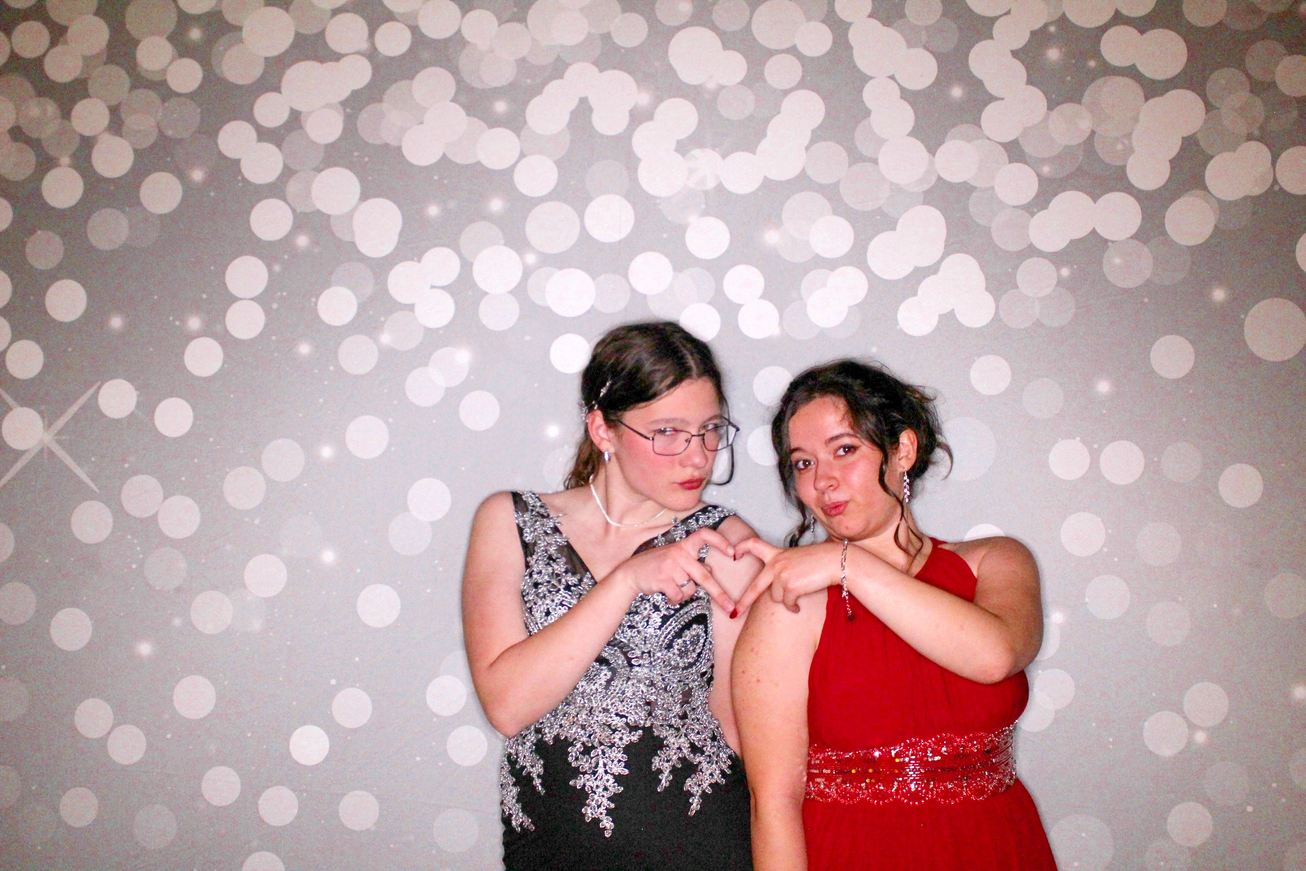 AMHEA Prom Update | View more photos from the event at gallery.photoboothcincy.com/u/PhotoBoothCincy/AMHEA-Prom-Update