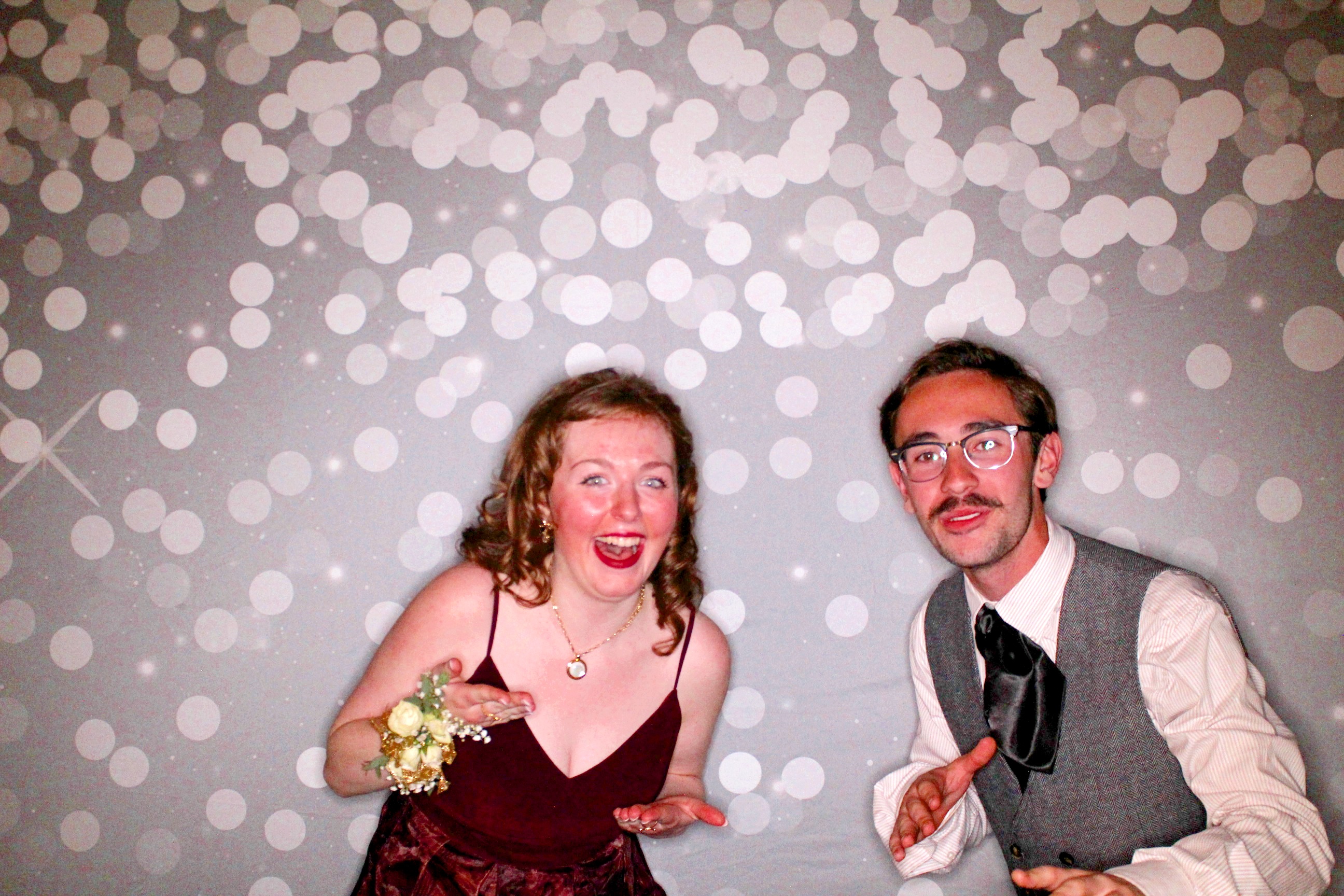 AMHEA Prom Update | View more photos from the event at gallery.photoboothcincy.com/u/PhotoBoothCincy/AMHEA-Prom-Update