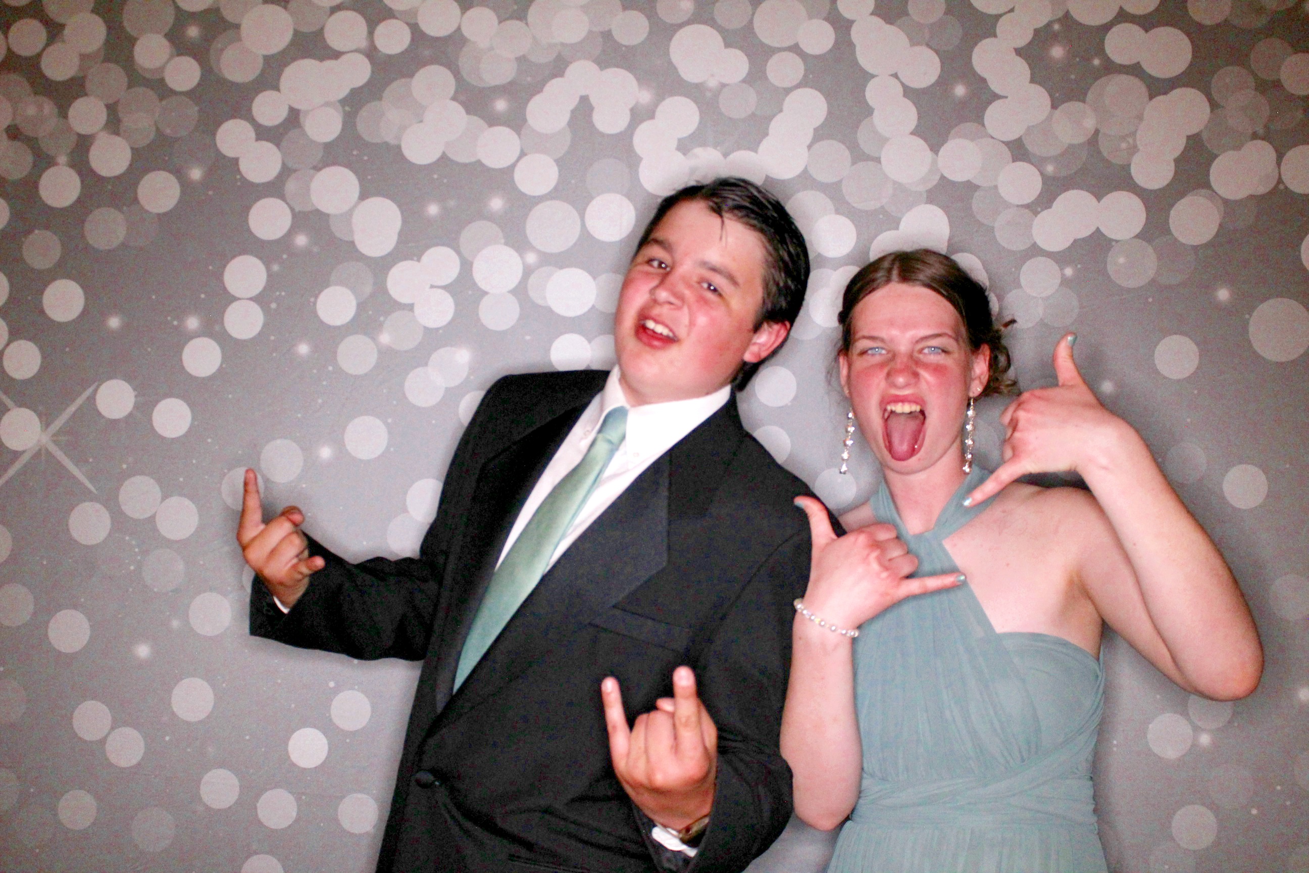 AMHEA Prom Update | View more photos from the event at gallery.photoboothcincy.com/u/PhotoBoothCincy/AMHEA-Prom-Update