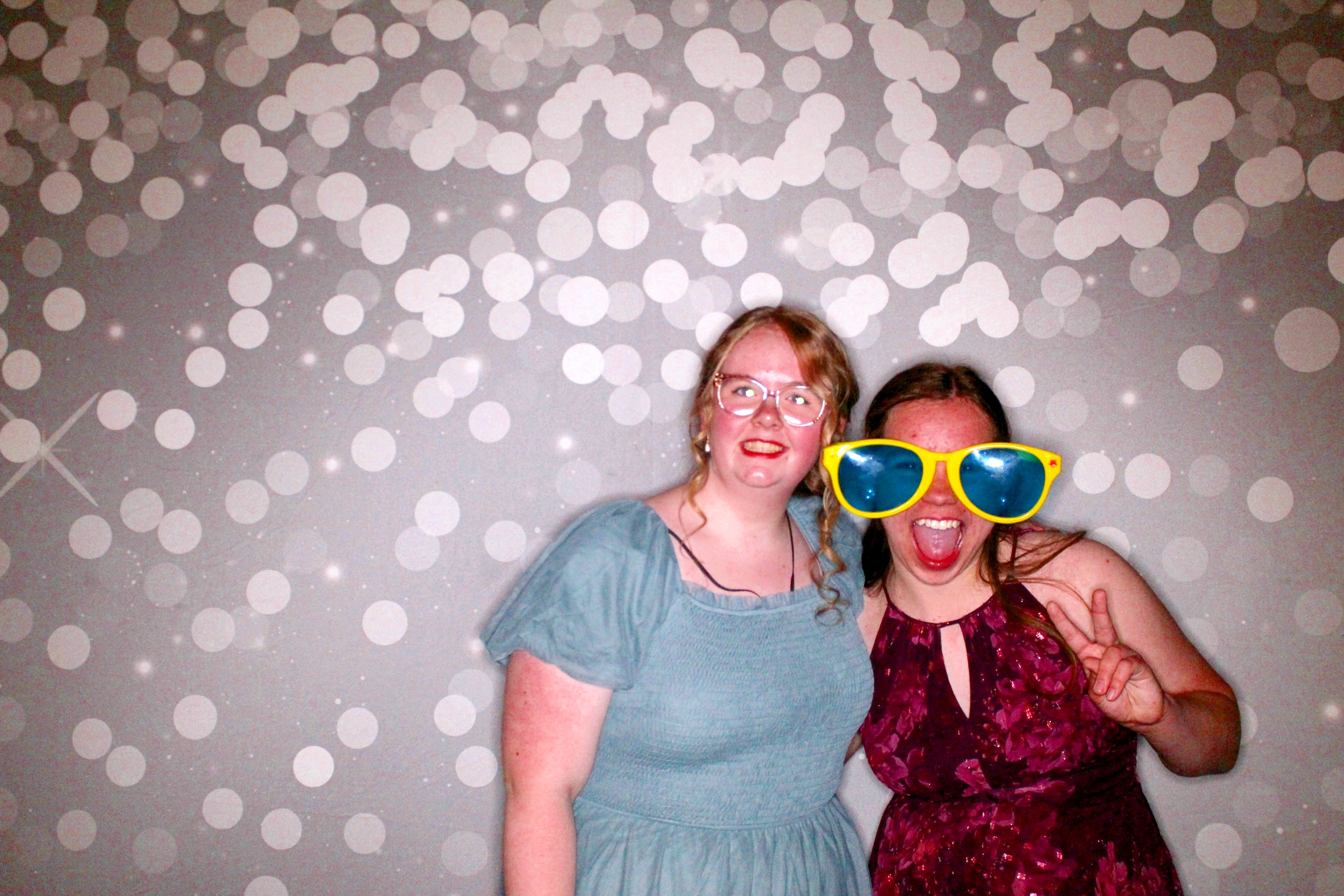 AMHEA Prom Update | View more photos from the event at gallery.photoboothcincy.com/u/PhotoBoothCincy/AMHEA-Prom-Update