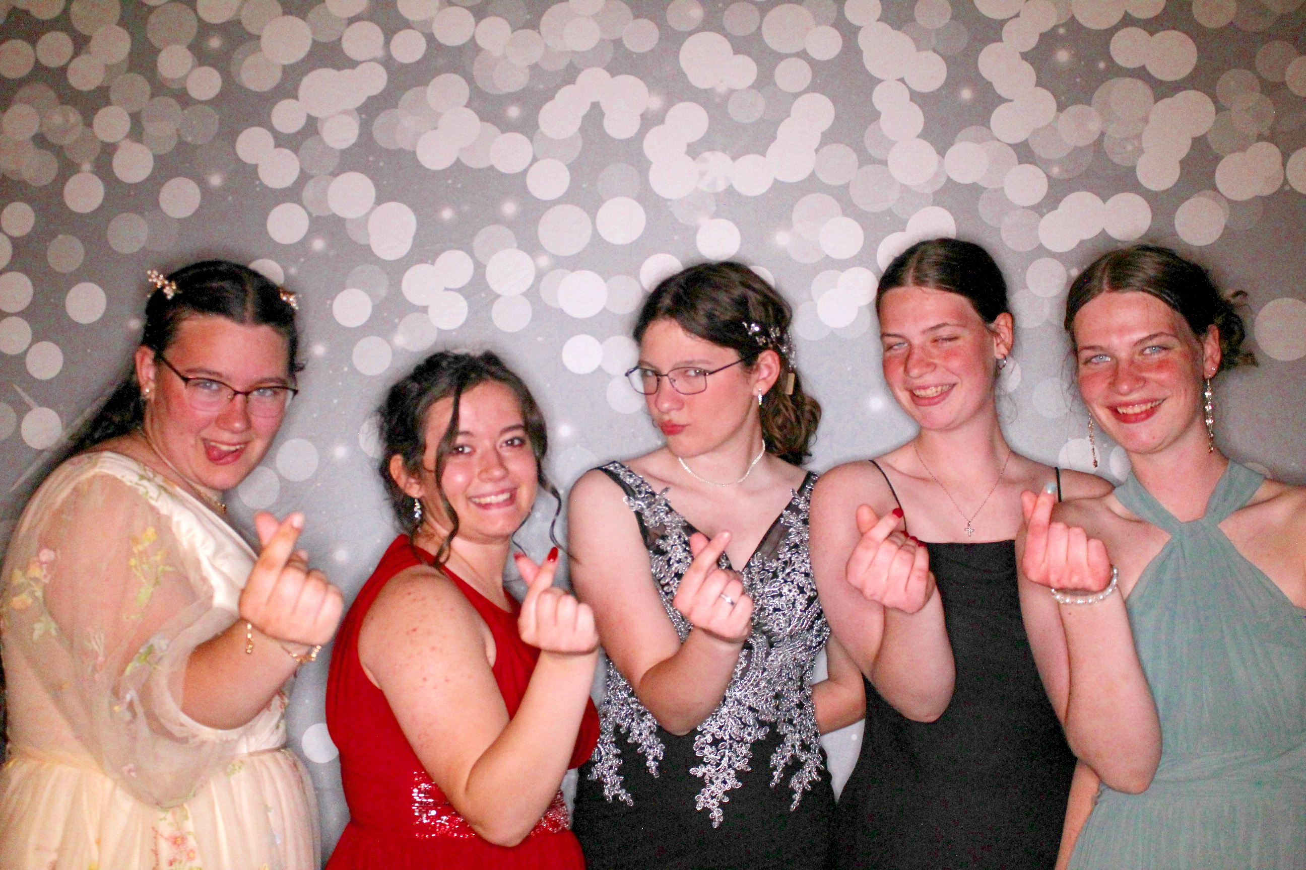 AMHEA Prom Update | View more photos from the event at gallery.photoboothcincy.com/u/PhotoBoothCincy/AMHEA-Prom-Update