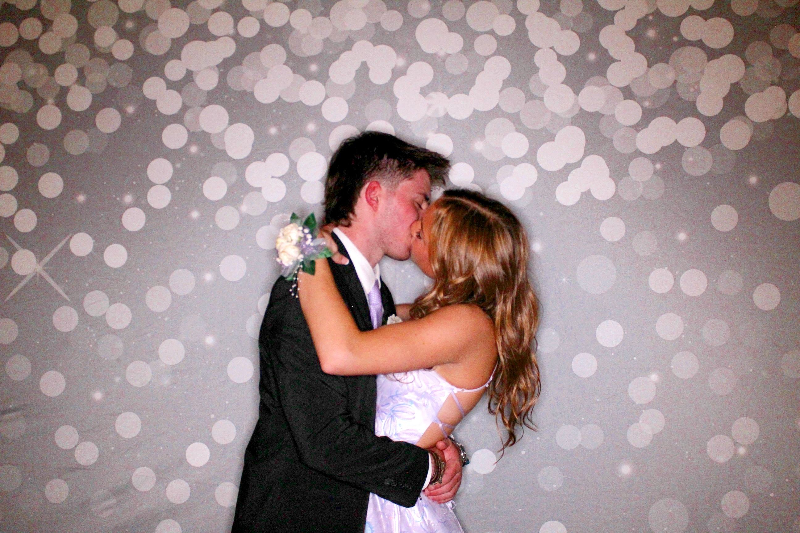 AMHEA Prom Update | View more photos from the event at gallery.photoboothcincy.com/u/PhotoBoothCincy/AMHEA-Prom-Update