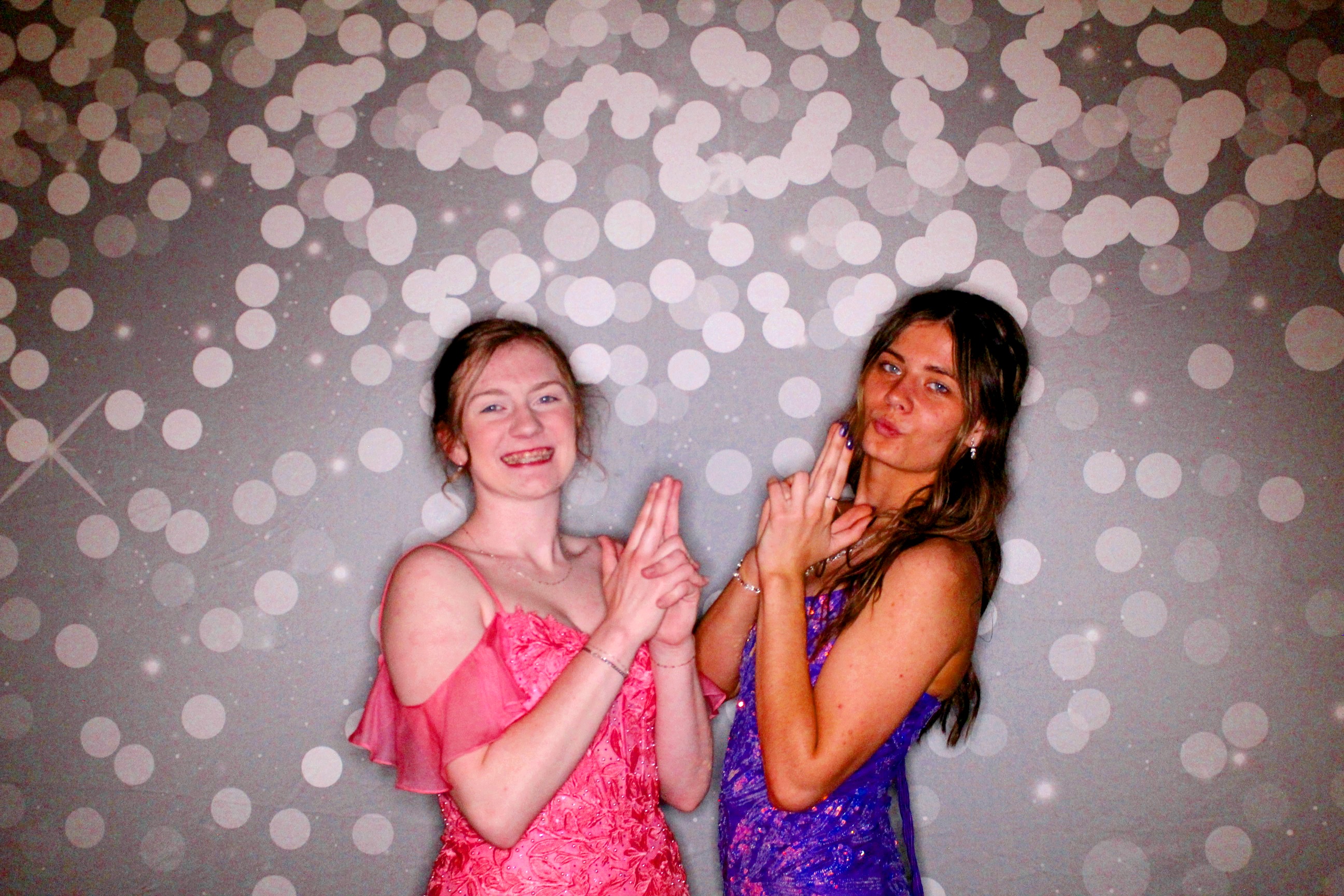 AMHEA Prom Update | View more photos from the event at gallery.photoboothcincy.com/u/PhotoBoothCincy/AMHEA-Prom-Update