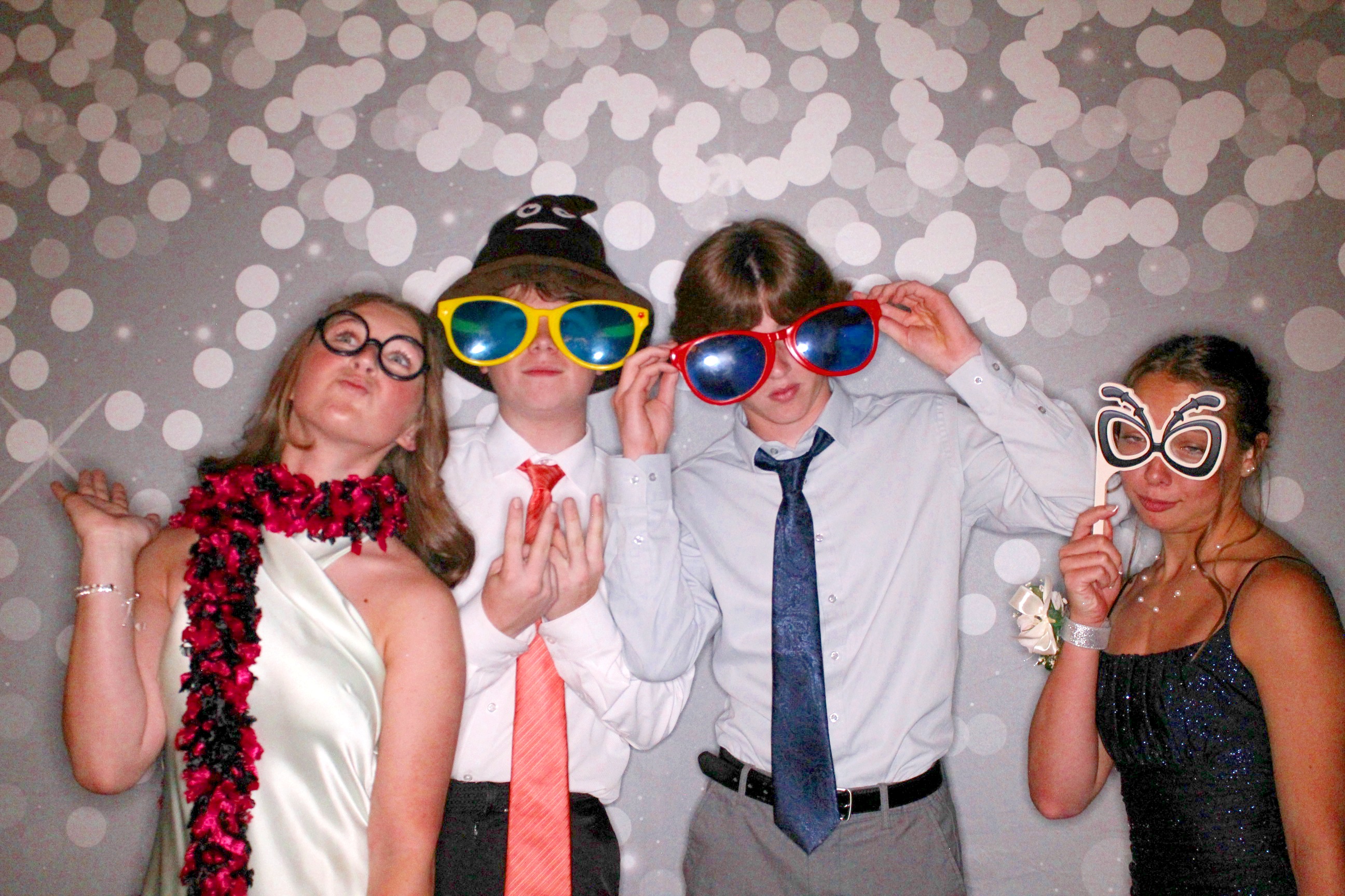 AMHEA Prom Update | View more photos from the event at gallery.photoboothcincy.com/u/PhotoBoothCincy/AMHEA-Prom-Update