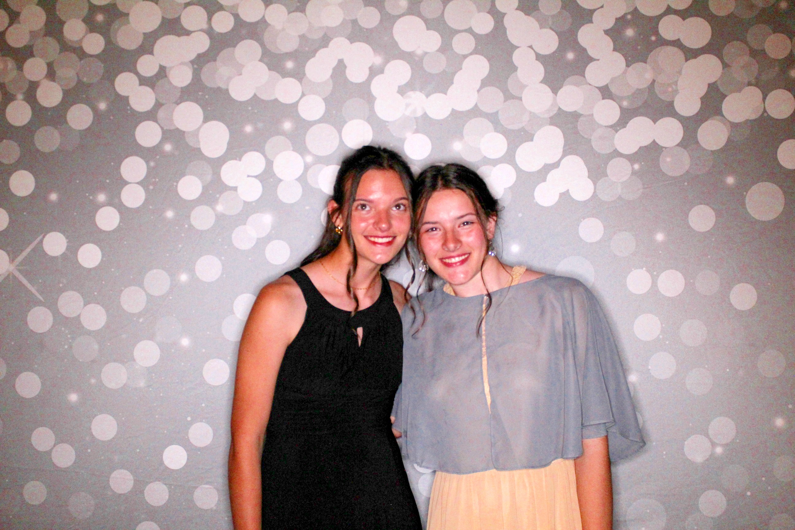 AMHEA Prom Update | View more photos from the event at gallery.photoboothcincy.com/u/PhotoBoothCincy/AMHEA-Prom-Update