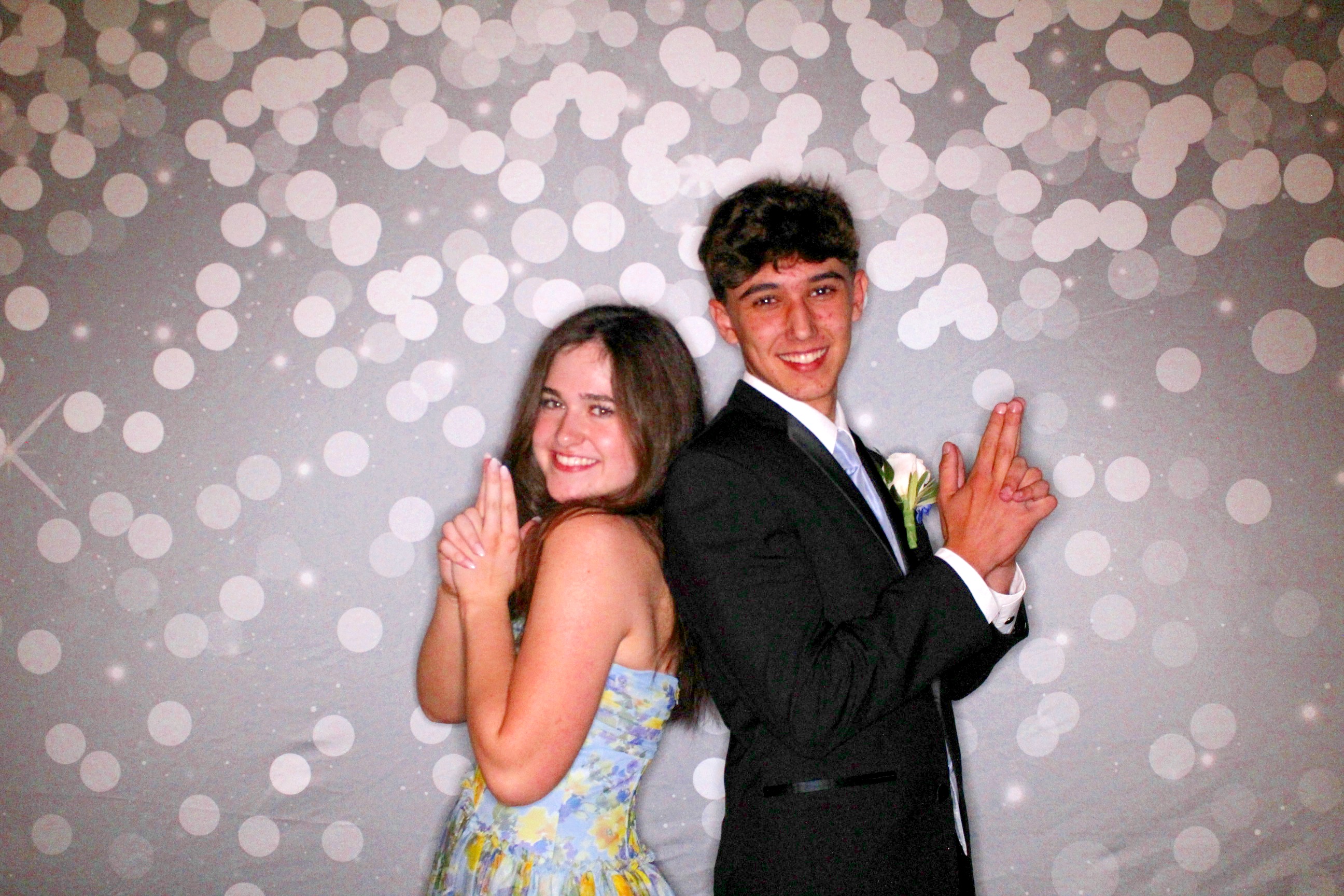 AMHEA Prom Update | View more photos from the event at gallery.photoboothcincy.com/u/PhotoBoothCincy/AMHEA-Prom-Update