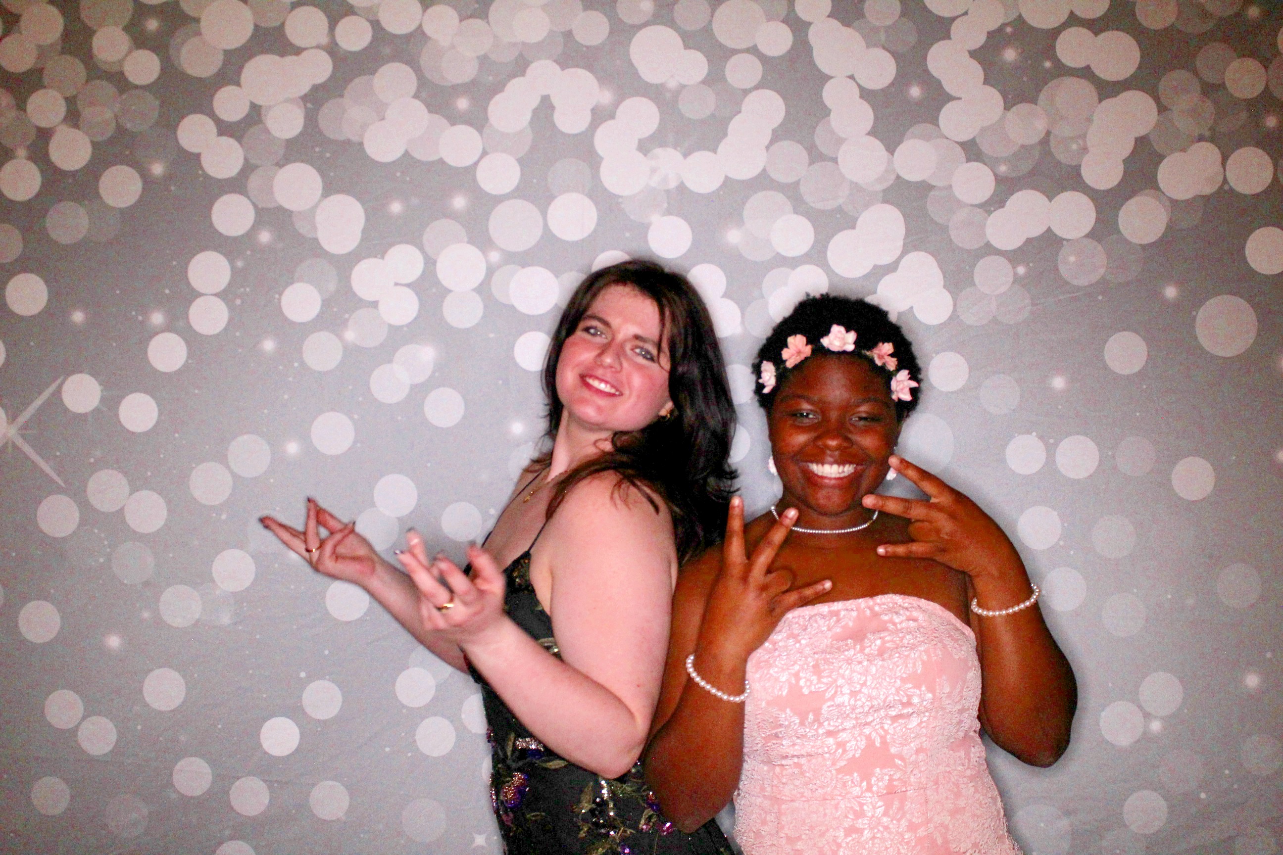 AMHEA Prom Update | View more photos from the event at gallery.photoboothcincy.com/u/PhotoBoothCincy/AMHEA-Prom-Update